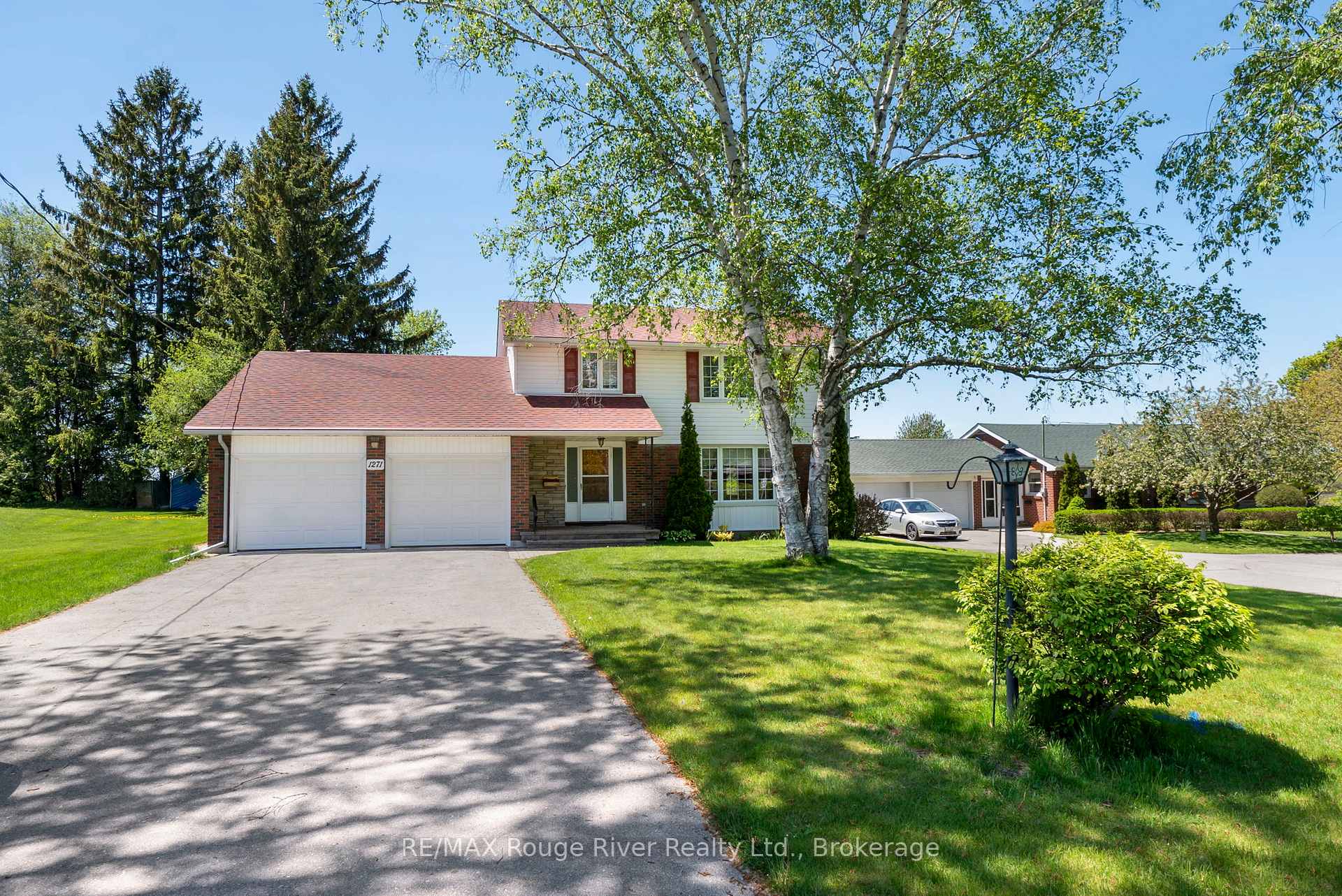 1271 Ontario Street, Cobourg — photo 3 of 5