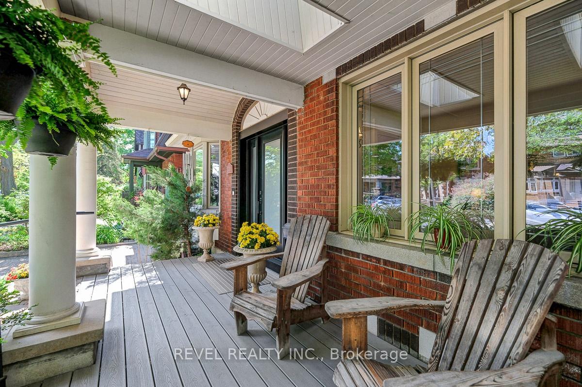 381 Third Avenue, Glebe - Ottawa East and Area — photo 3 of 5