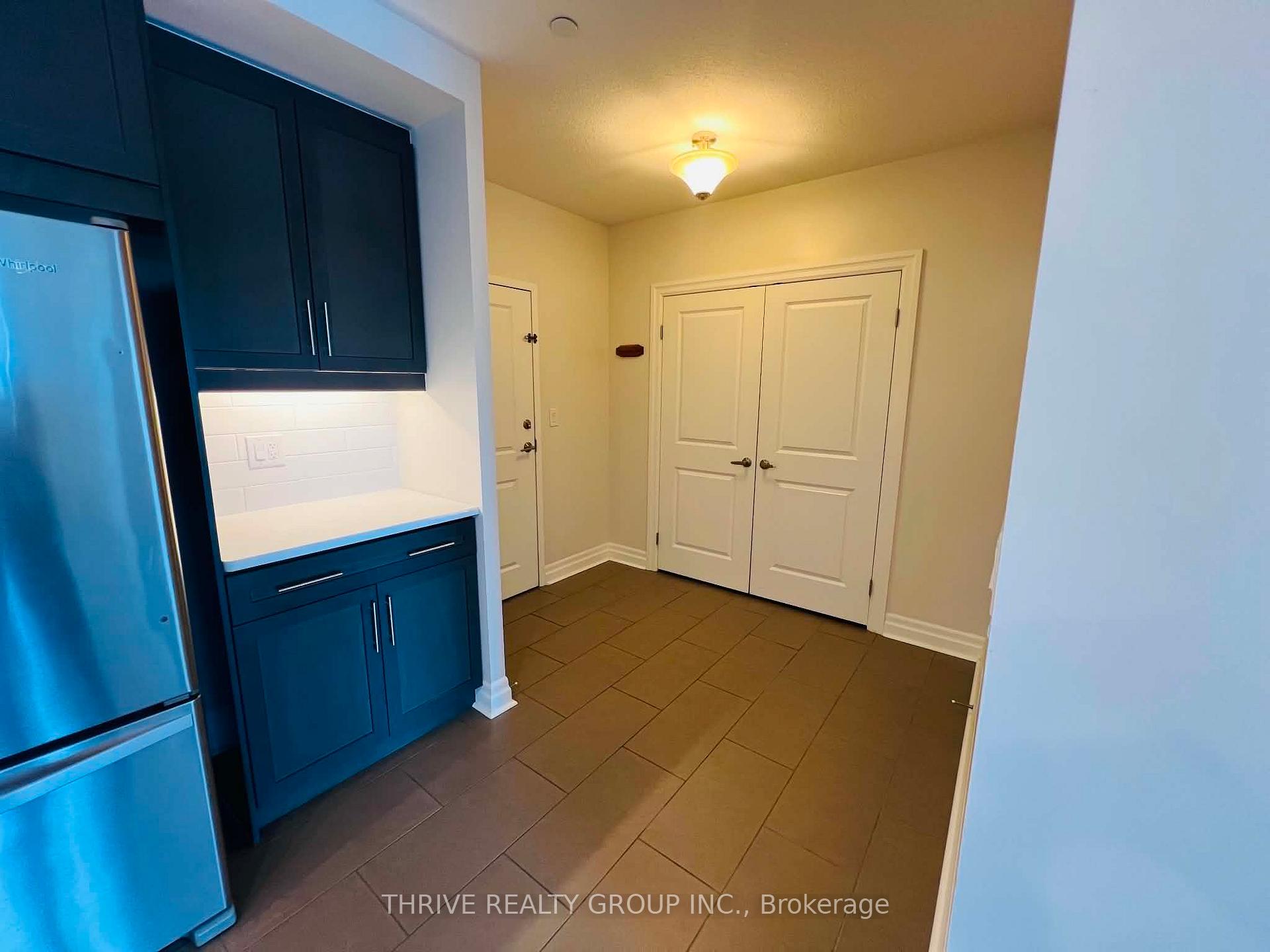 260 Villagewalk Boulevard 707, London North — photo 4 of 5
