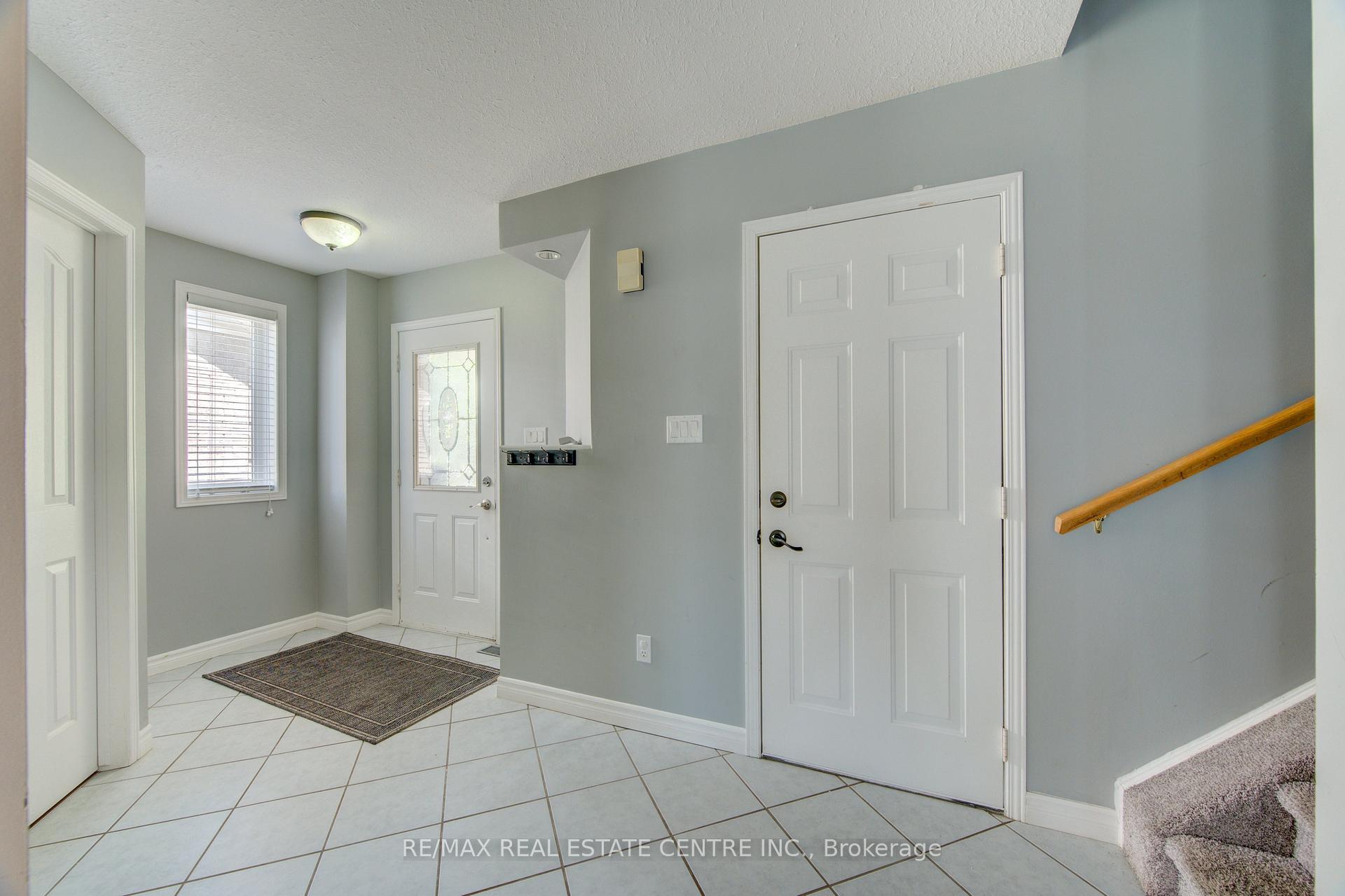 5 Tulip Drive, Tillsonburg — photo 4 of 5