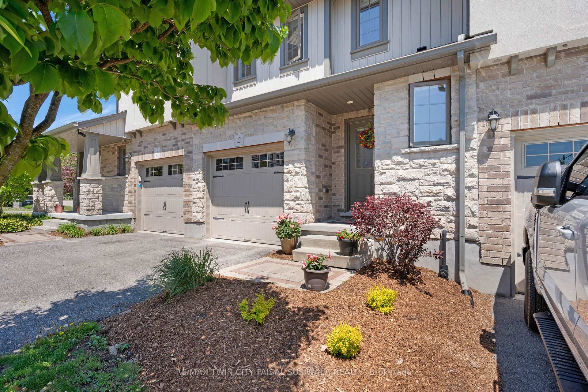 635 Saginaw Parkway 2, Cambridge — photo 2 of 5