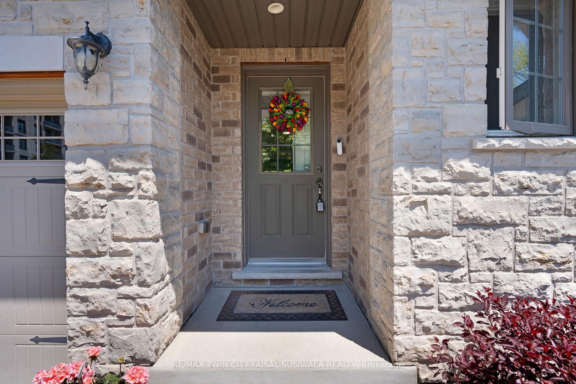 635 Saginaw Parkway 2, Cambridge — photo 3 of 5