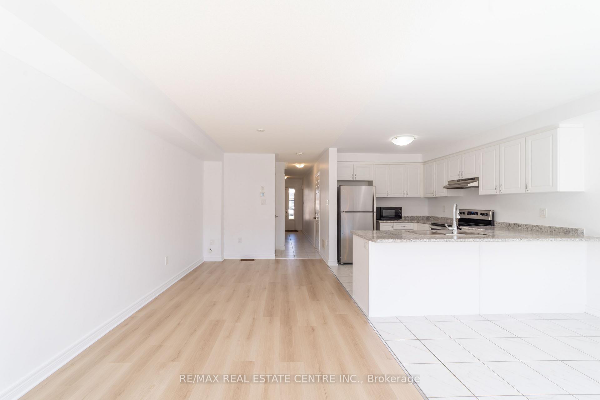 341 Stewart Street, Shelburne — photo 4 of 5