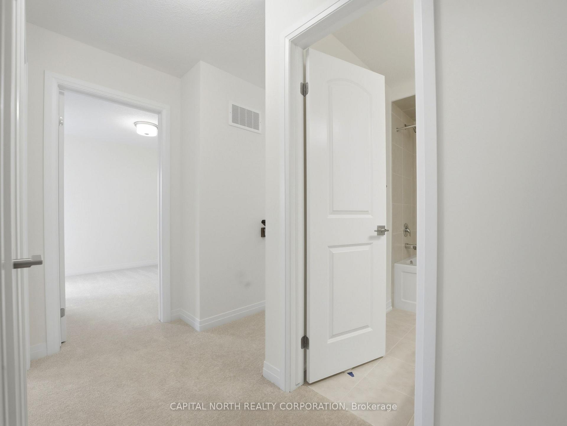313 Conklin Road 17, Brantford — photo 3 of 5