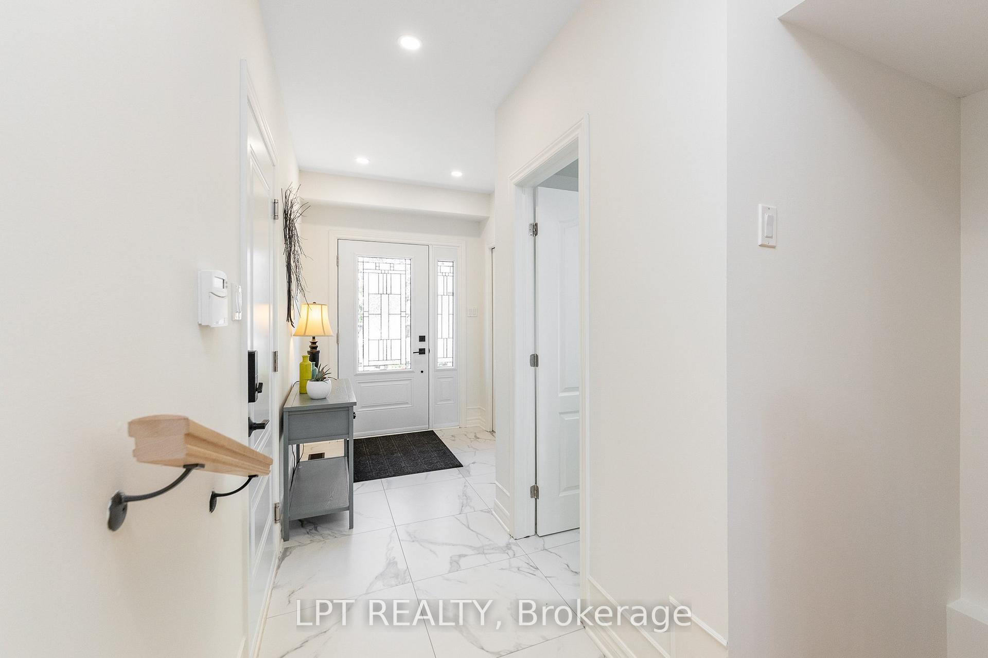 275 Tewsley Drive, Blossom Park - Airport and Area — photo 4 of 5