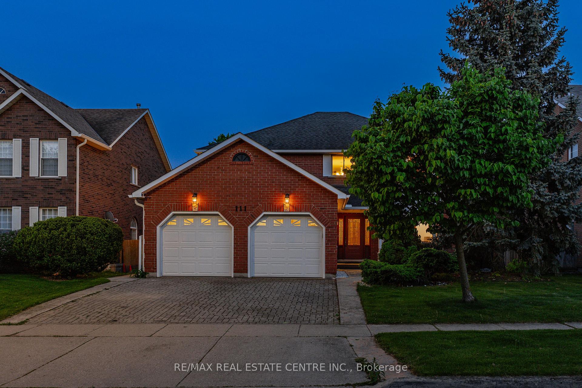 111 Hume Drive, Cambridge — photo 3 of 5