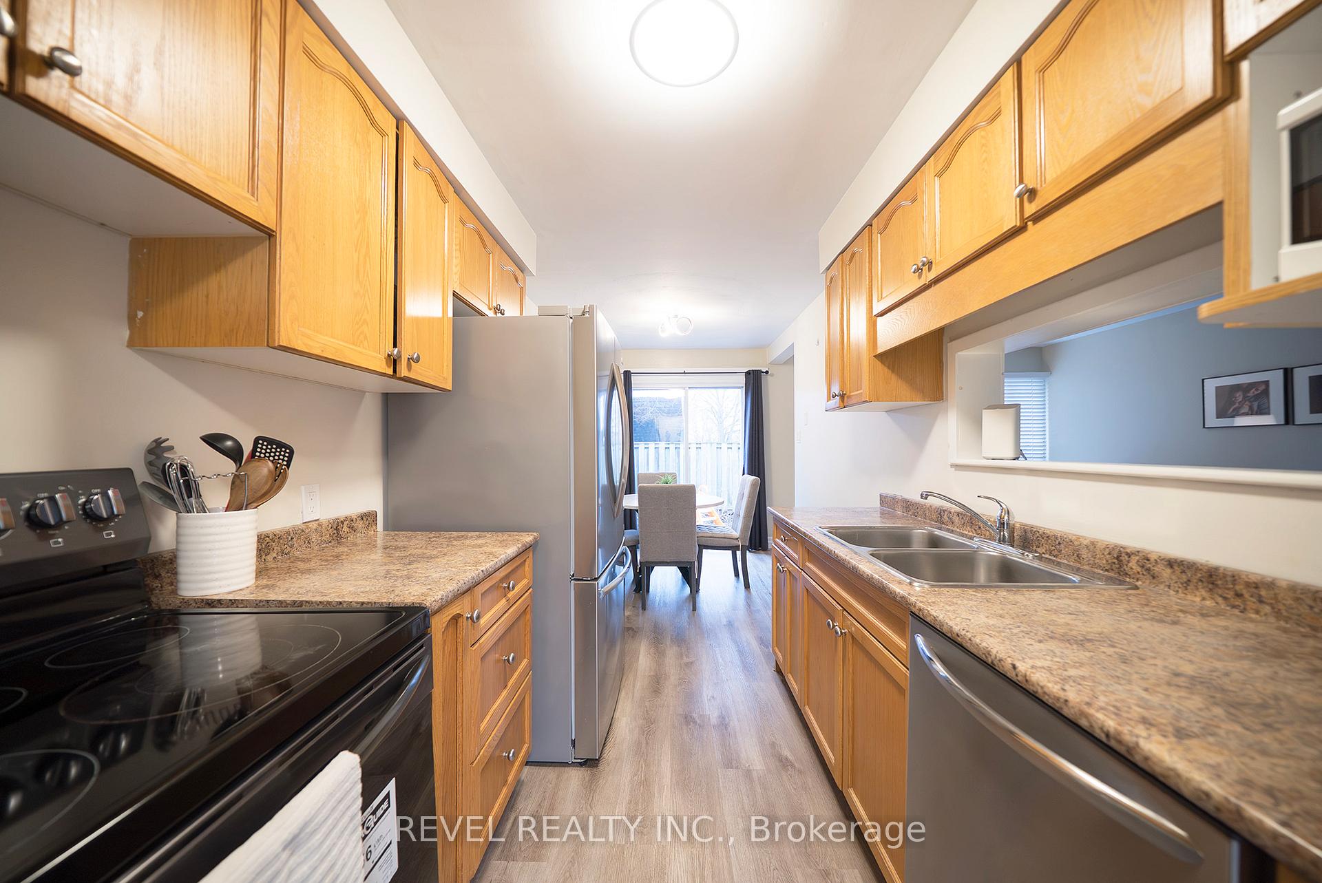 273 Elgin Street 41, Brantford — photo 4 of 5