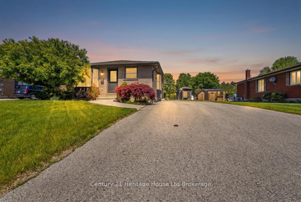 55 Denrich Avenue, Tillsonburg, ON N4G 4X6 — Tillsonburg, Ontario