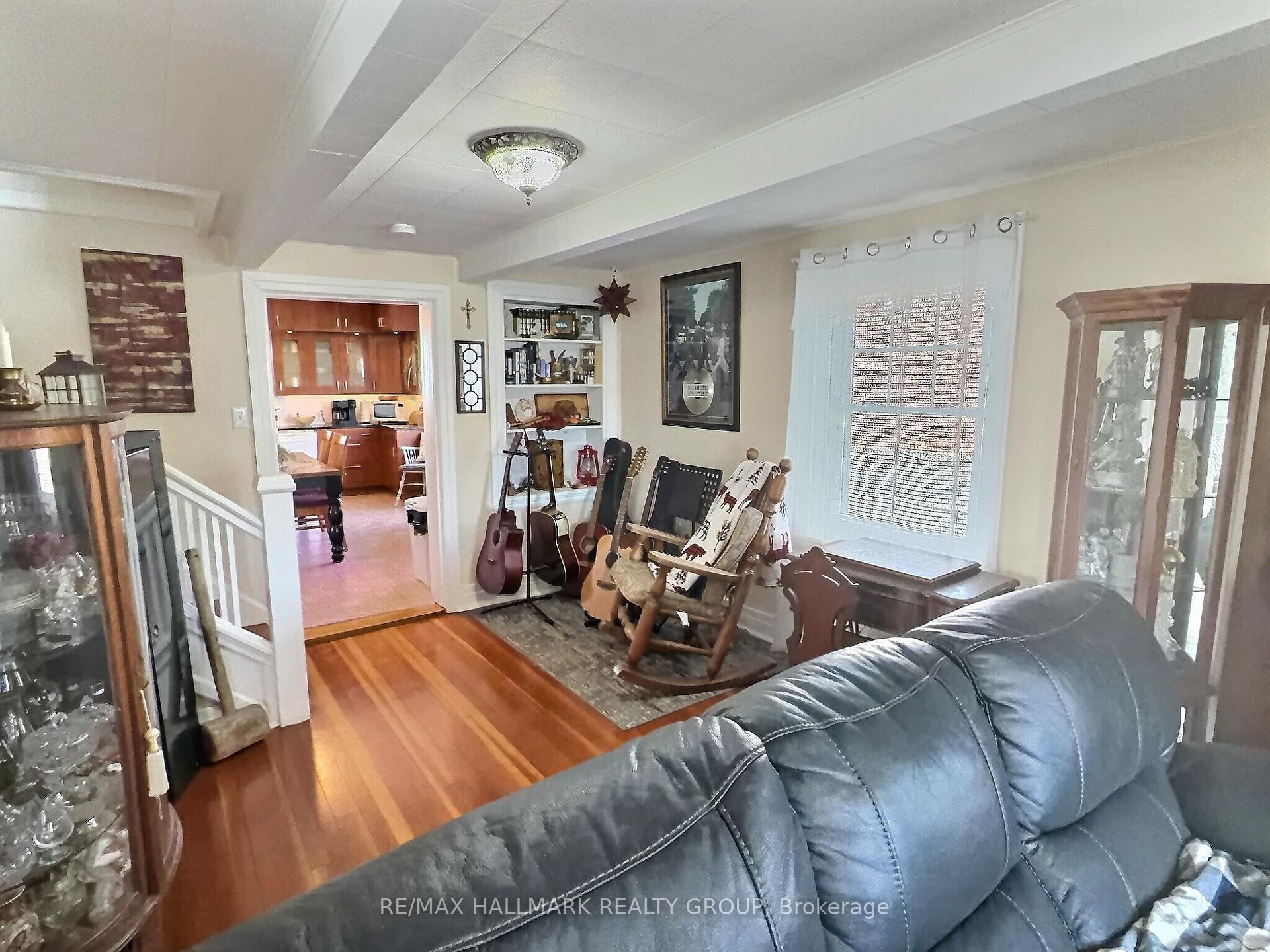 1127 Labrosse Road E, Hawkesbury — photo 5 of 5