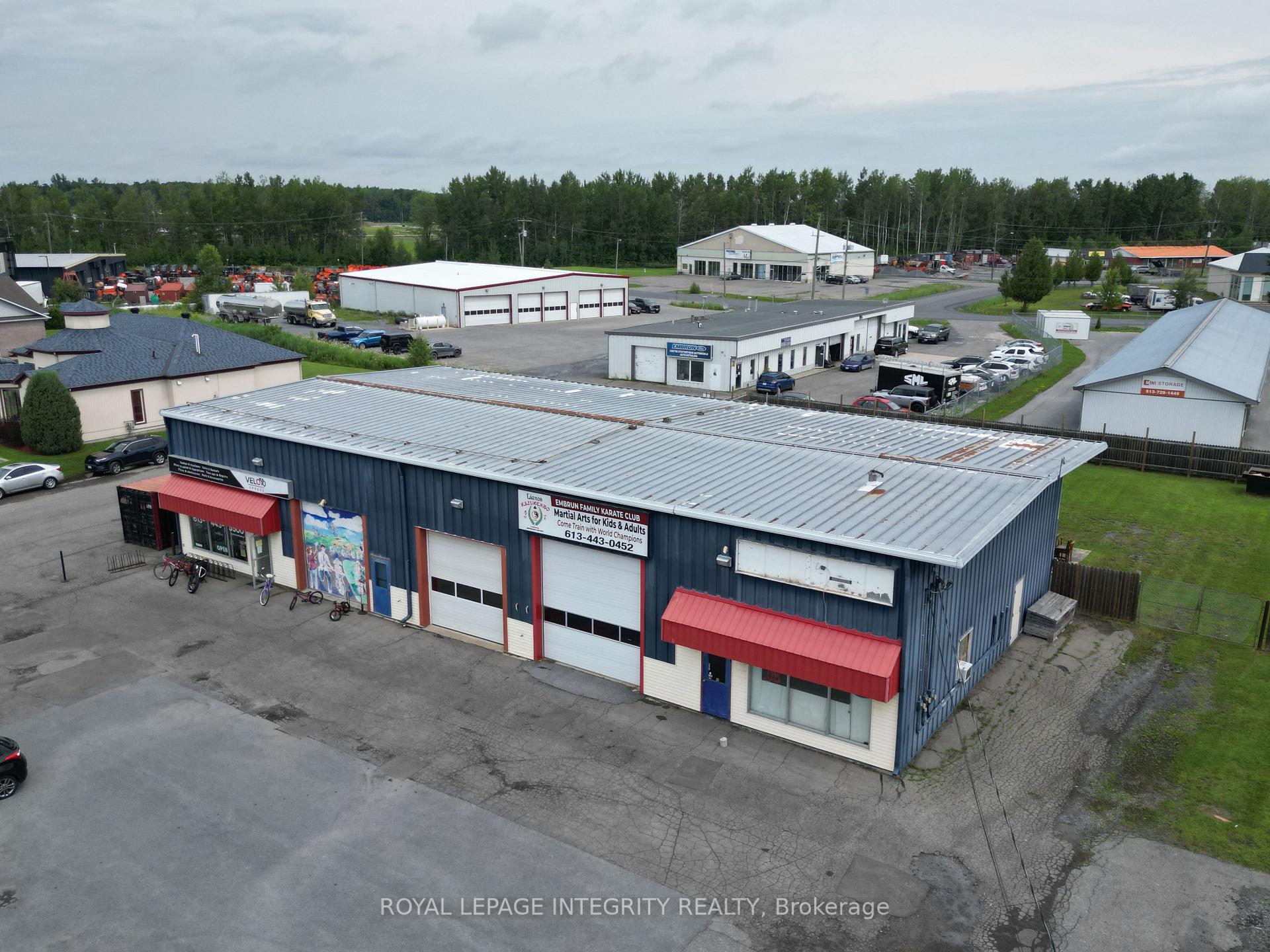 671 Notre Dame Street, Russell, ON K0A 1W1 — Russell, Ontario