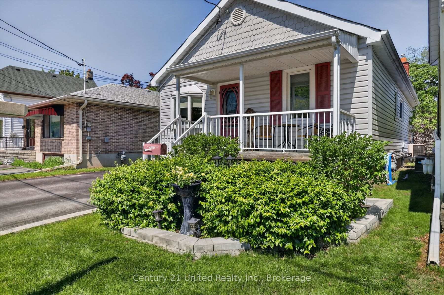 492 Cross Street, Peterborough — photo 4 of 5