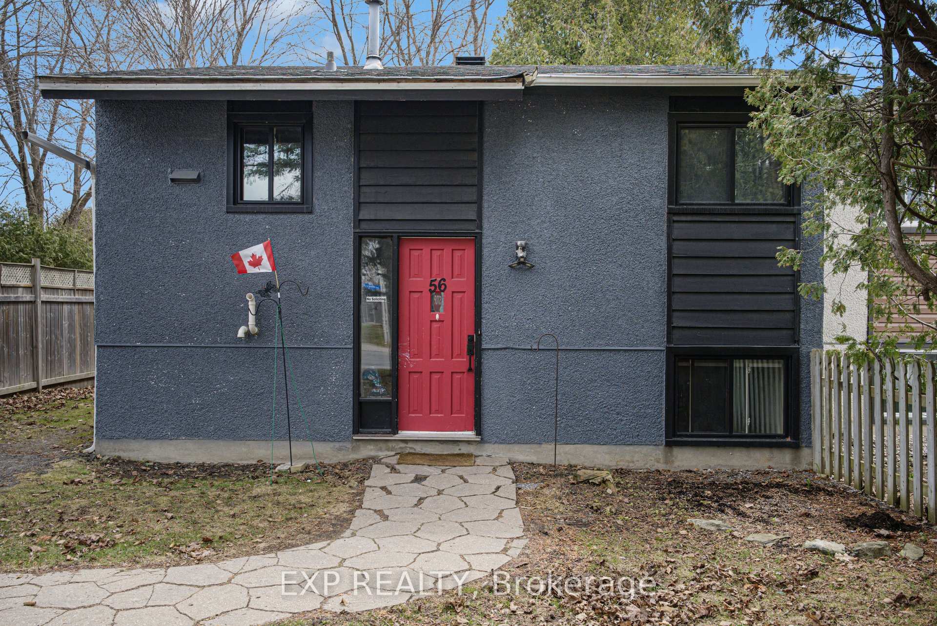 56 Glamorgan Drive, Kanata, ON K2L 1R4 — Kanata, Ontario