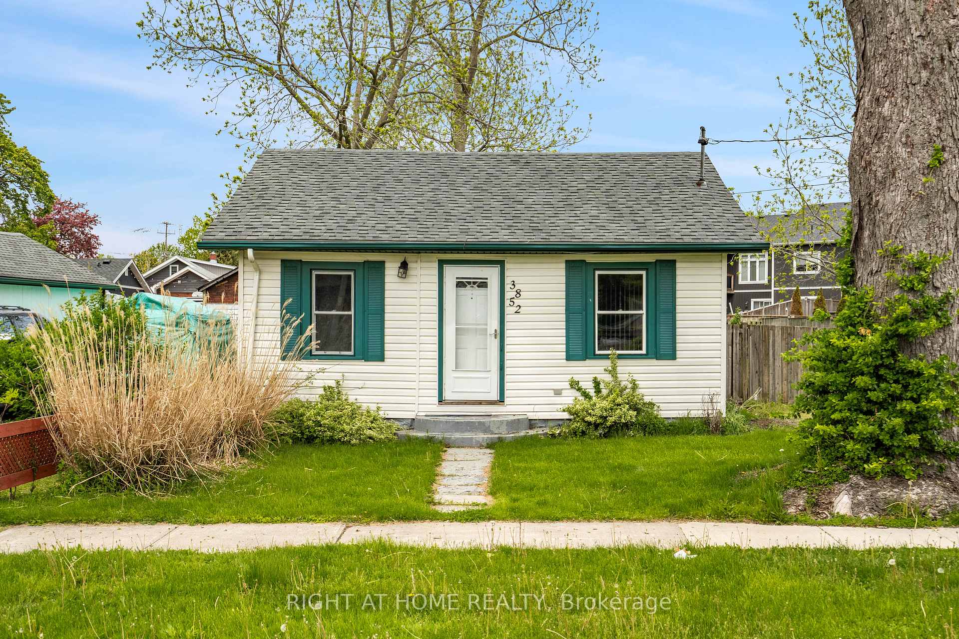 3852 Brunswick Avenue, Fort Erie, ON L0S 1B0 — Fort Erie, Ontario
