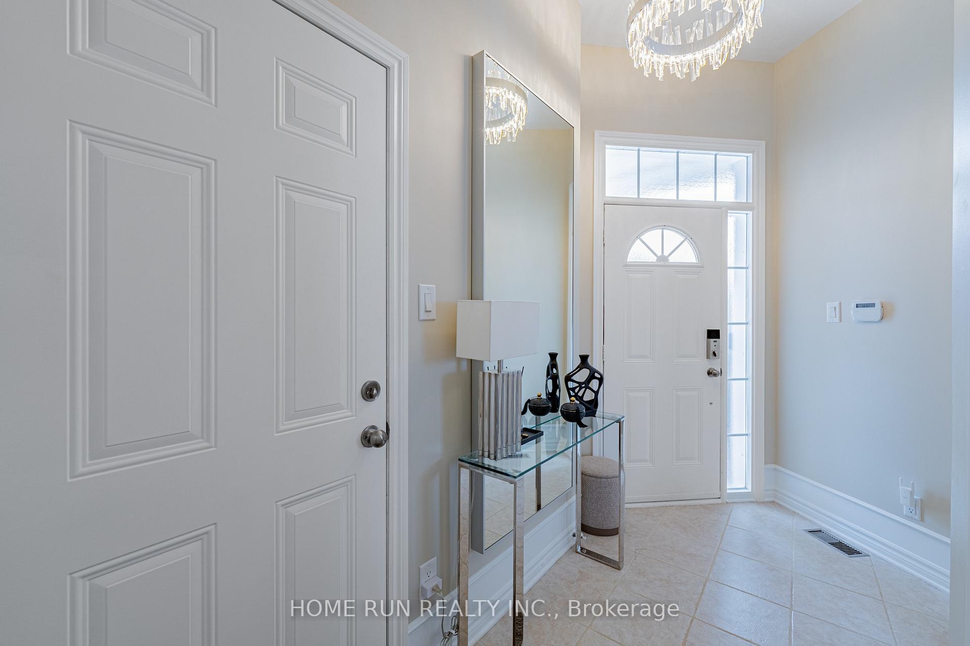131 Kinghaven Crescent, Kanata — photo 4 of 5