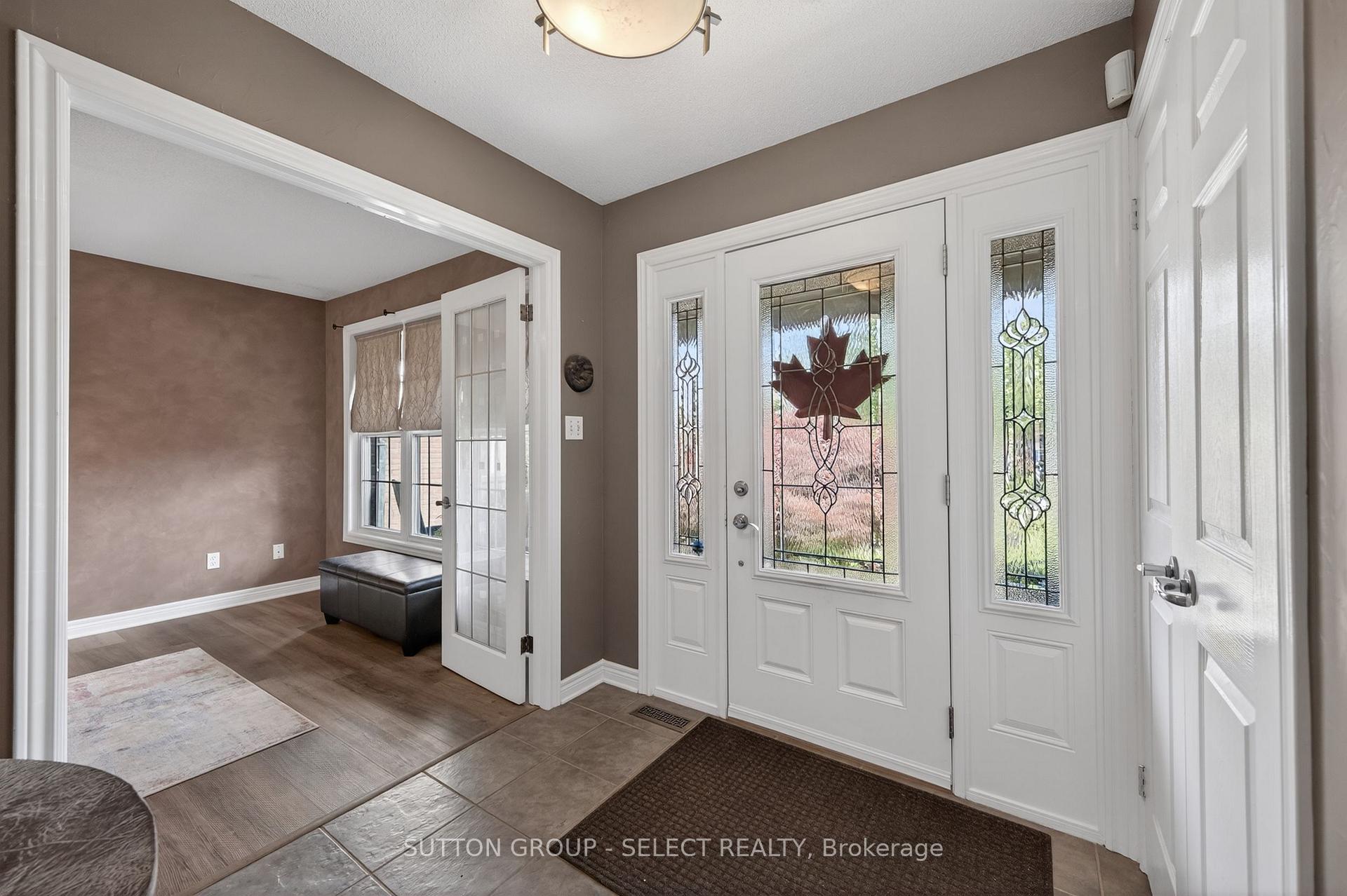 1864 Downes Court, London North — photo 3 of 5