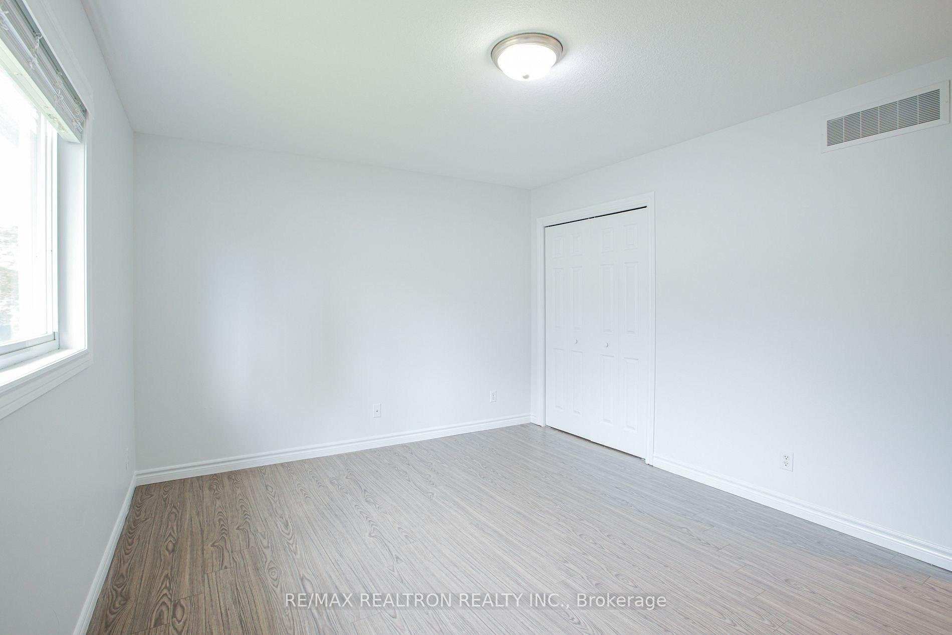 52 Liddle Lane, Belleville — photo 4 of 5