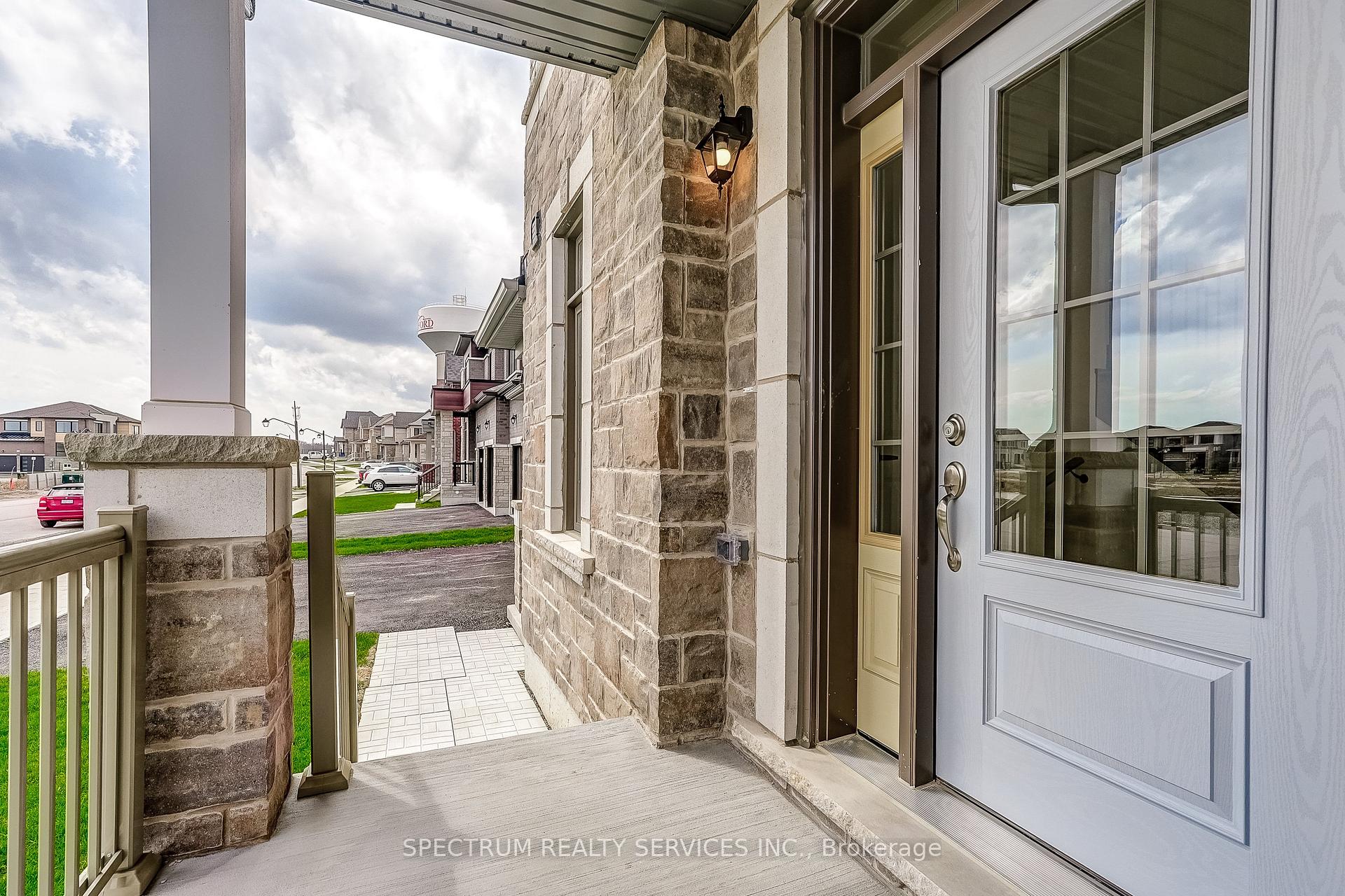 74 Strickland Avenue, Brantford — photo 5 of 5