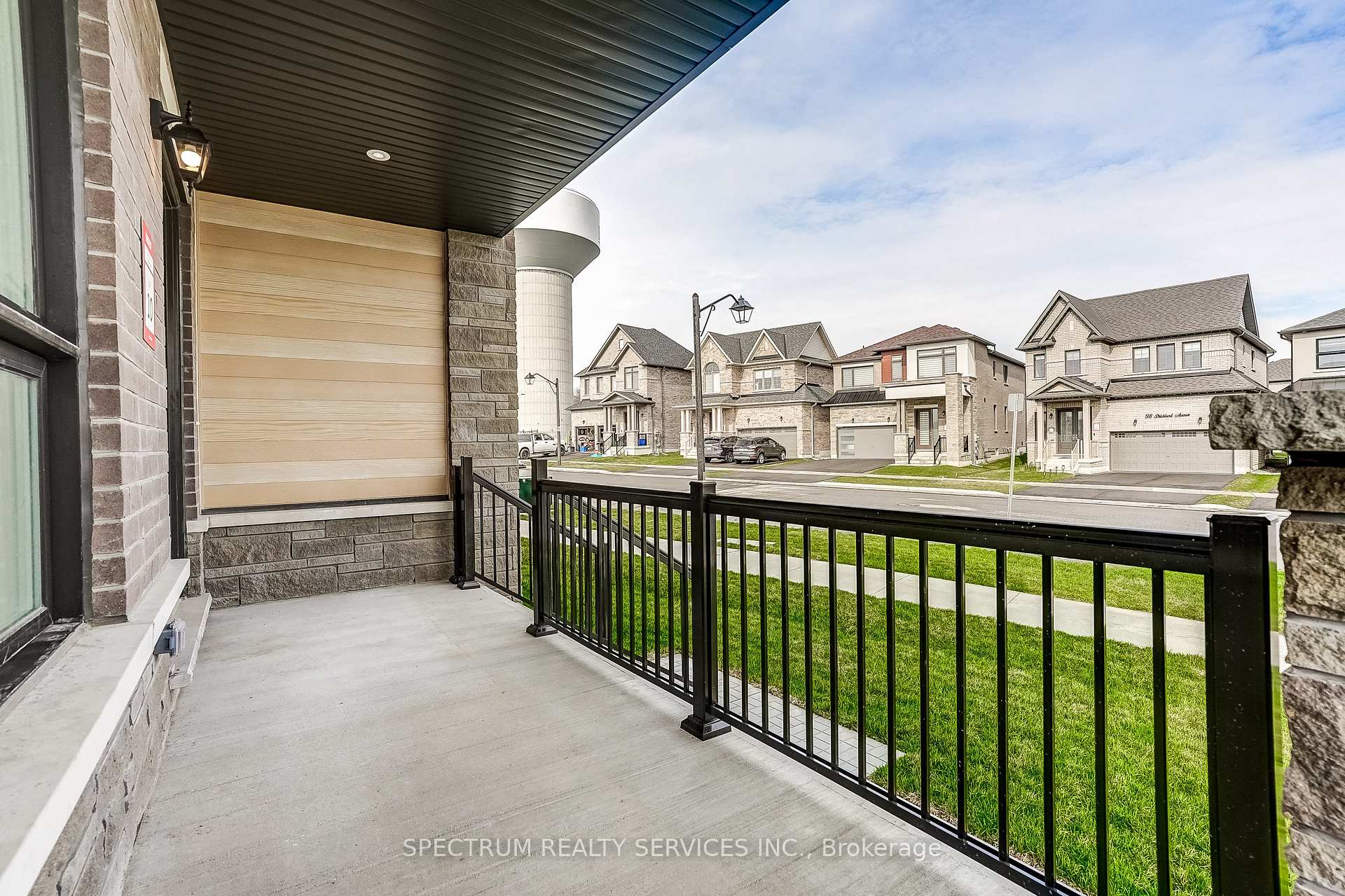 17 Dore Drive, Brantford — photo 5 of 5