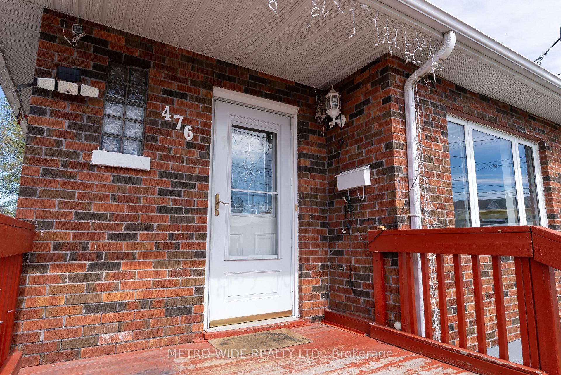 476 FIRST Avenue E, North Bay — photo 3 of 5