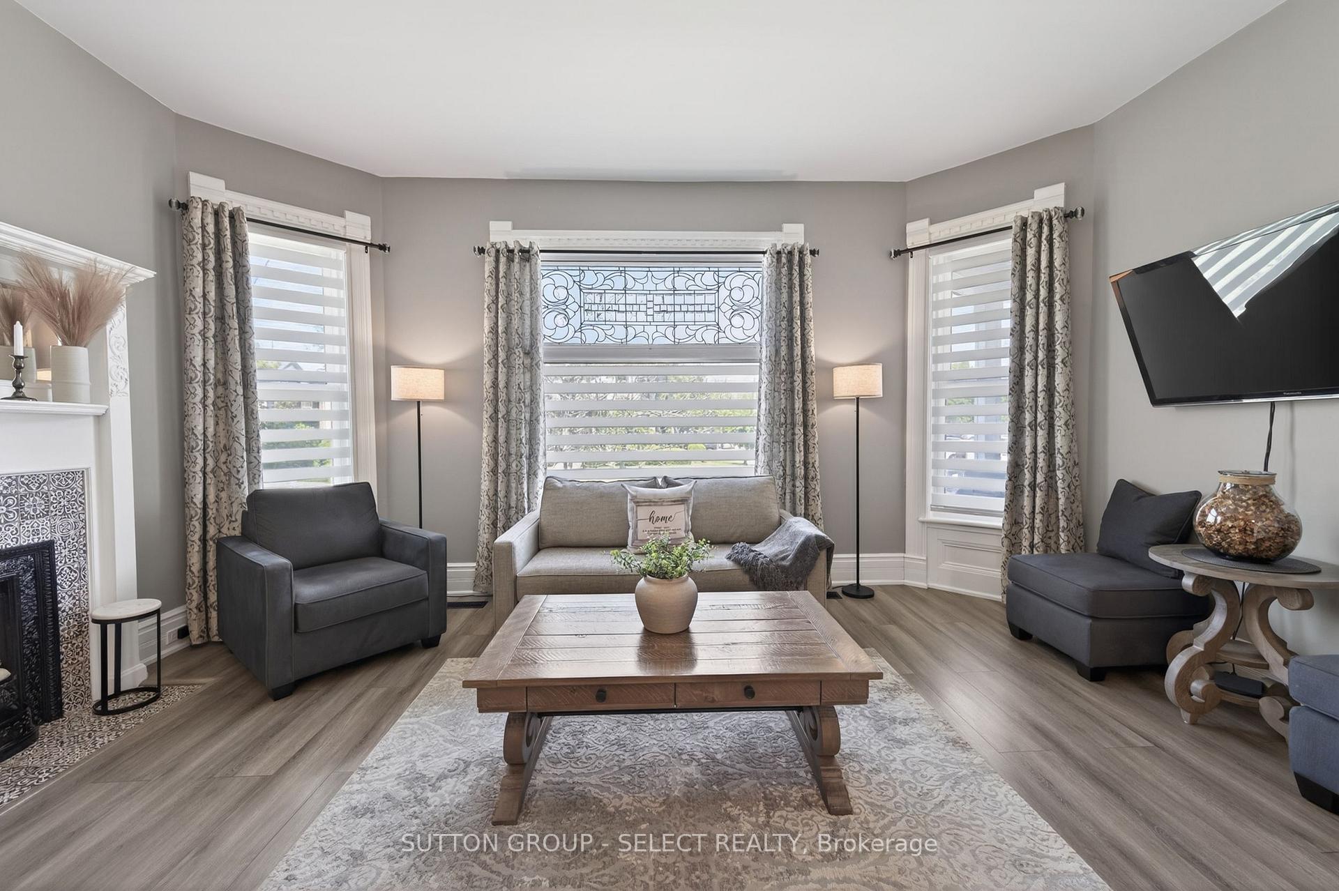 28 Wellington Street, St. Thomas — photo 5 of 5
