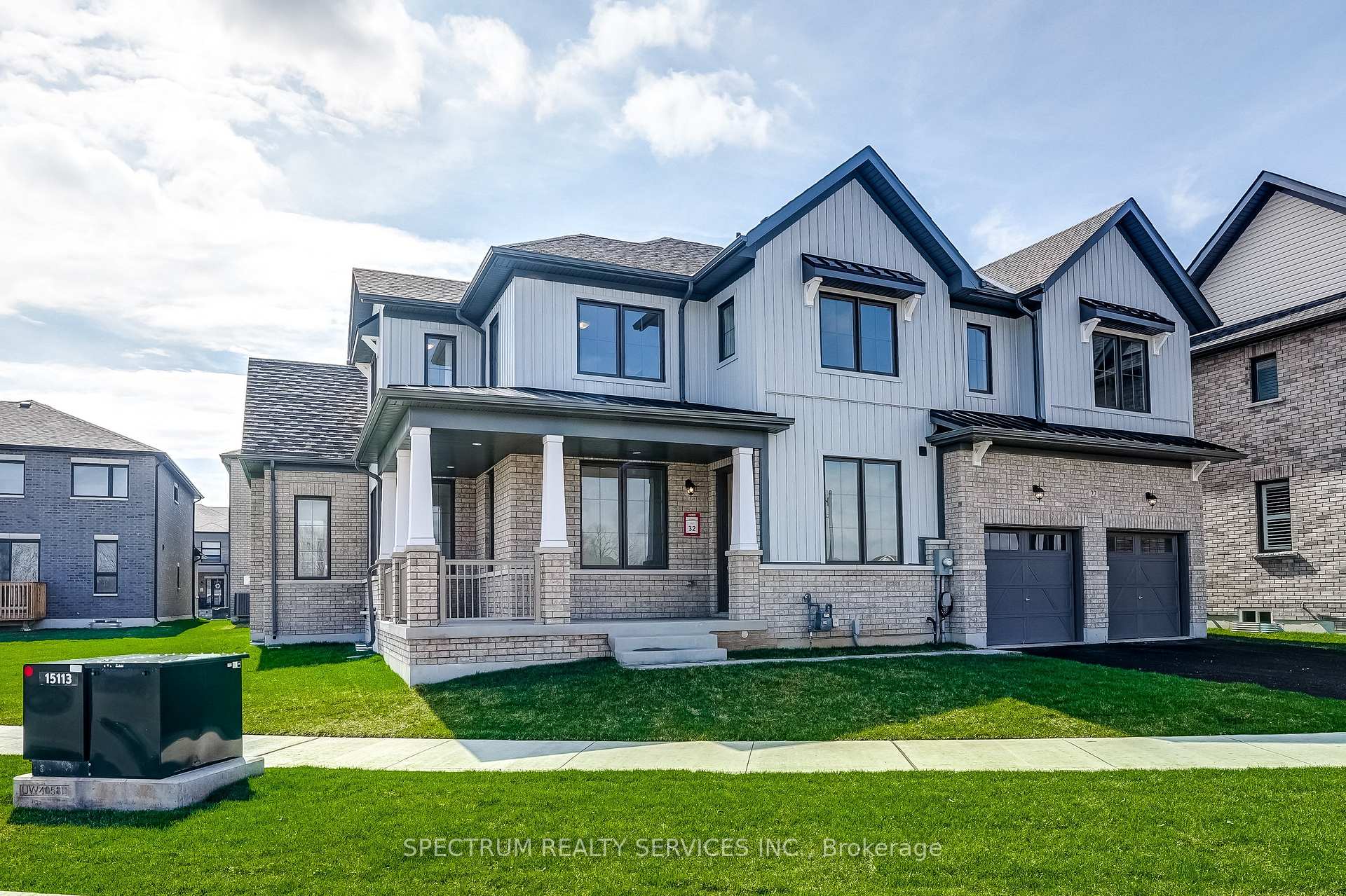 22 Eccleston Street, Brantford — photo 2 of 5