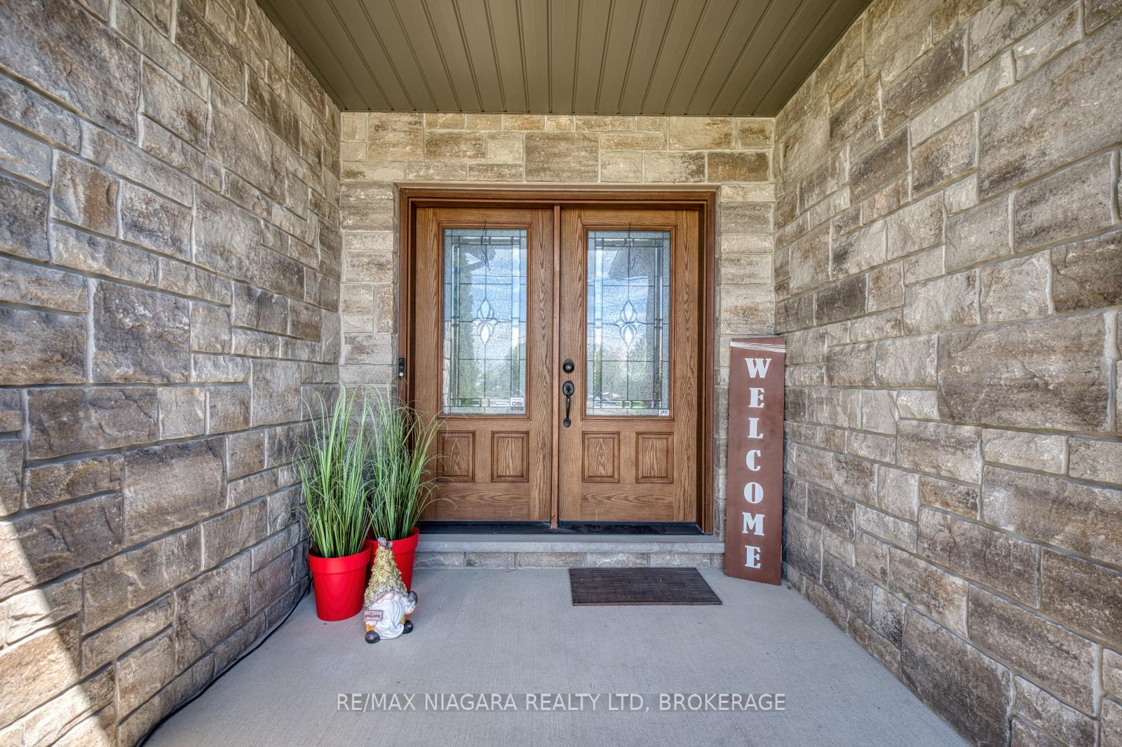 3270 Thunder Bay Road, Fort Erie — photo 3 of 5