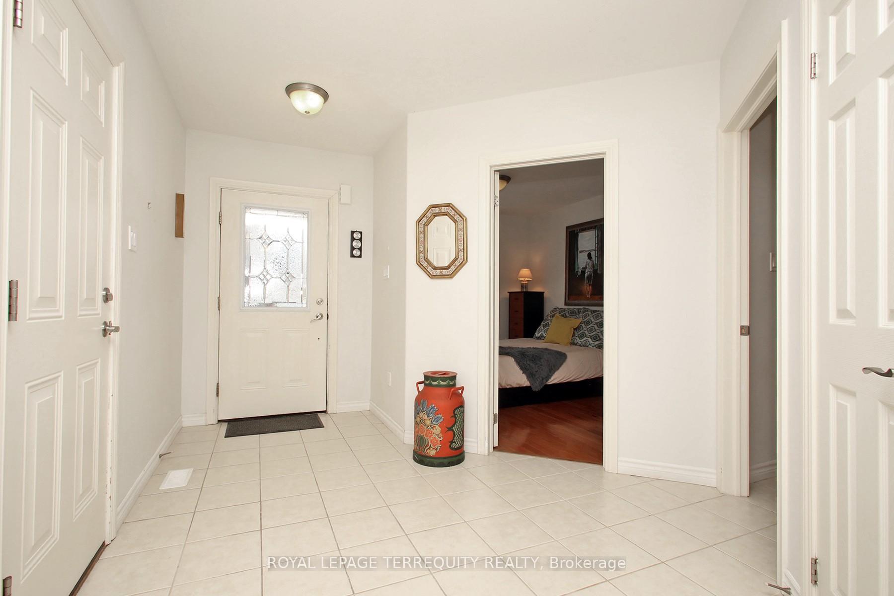 123 Village Crescent 69, Peterborough — photo 3 of 5
