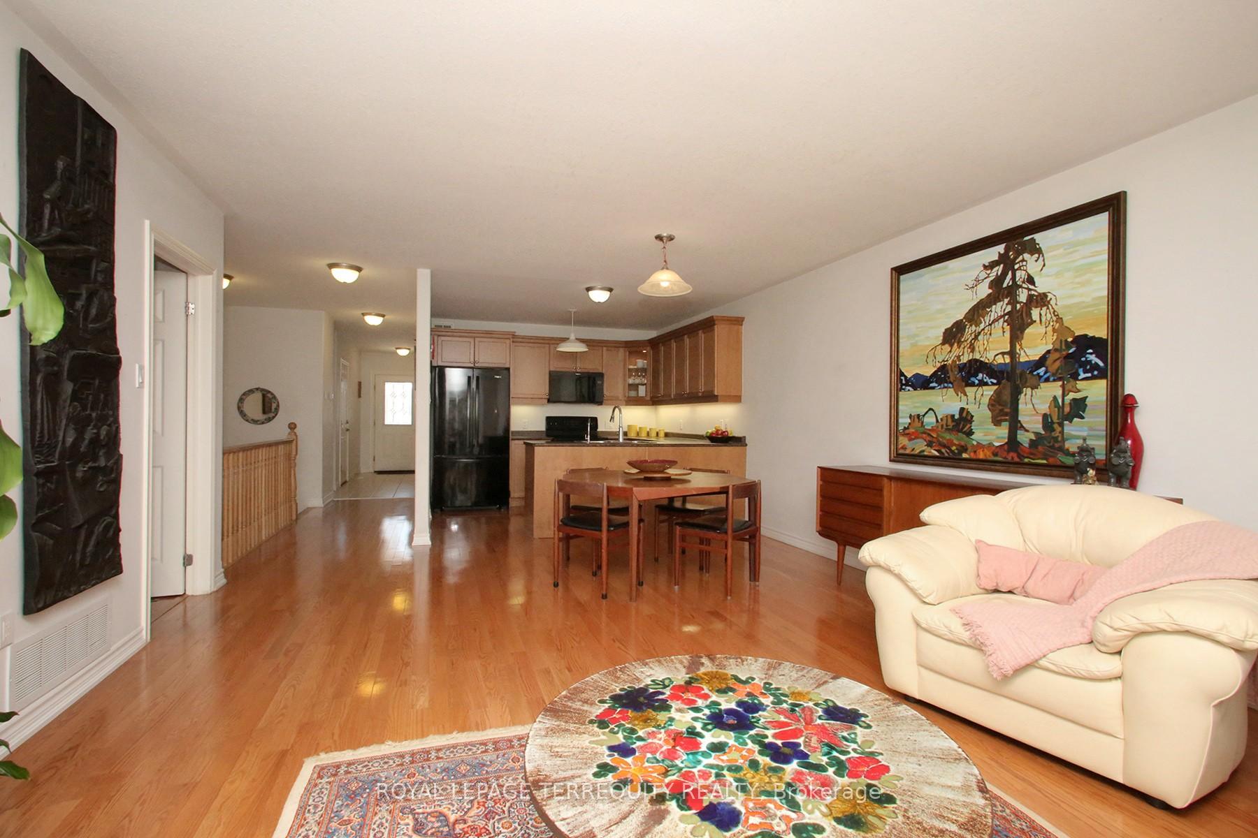 123 Village Crescent 69, Peterborough — photo 4 of 5