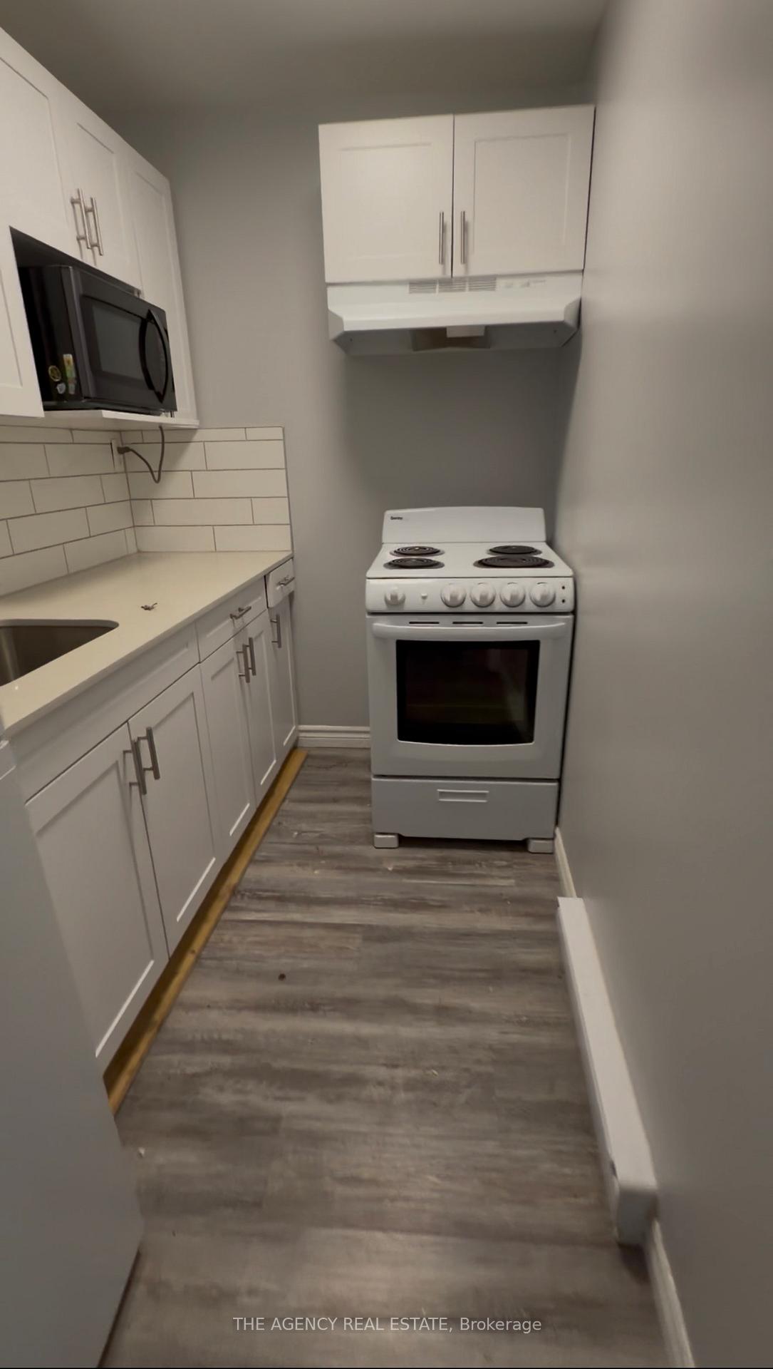 91 Thames Street S 204, Ingersoll — photo 3 of 5