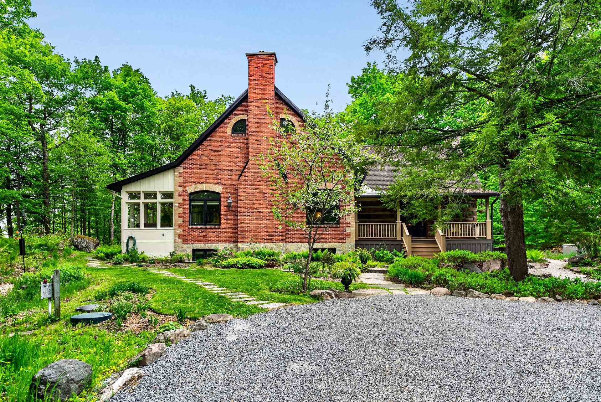 1203 Bygrove Lane, Tay Valley, ON K0G 1X0 — Tay Valley, Ontario