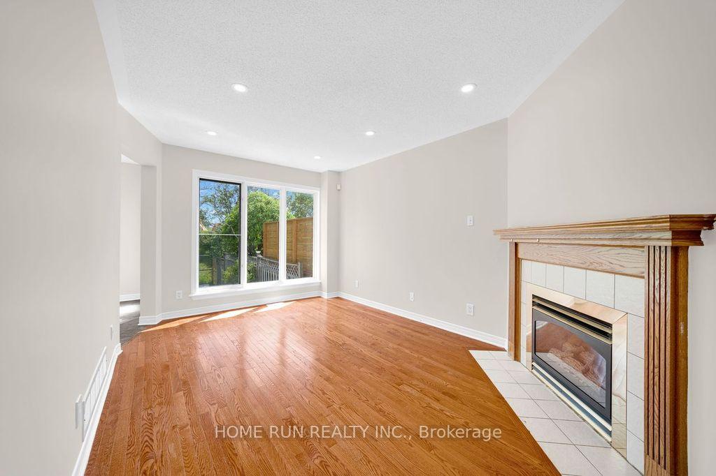 102 Kimberwick Crescent, Hunt Club - Windsor Park Village and Area — photo 5 of 5