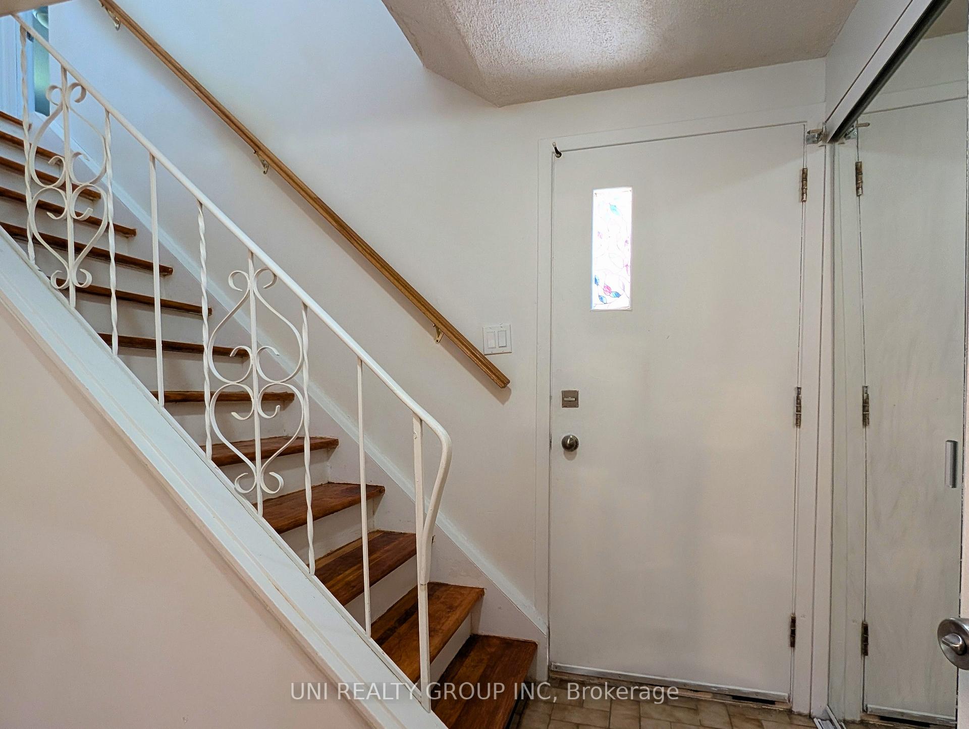 1460 HEATHERINGTON Road G, Hunt Club - South Keys and Area — photo 4 of 5
