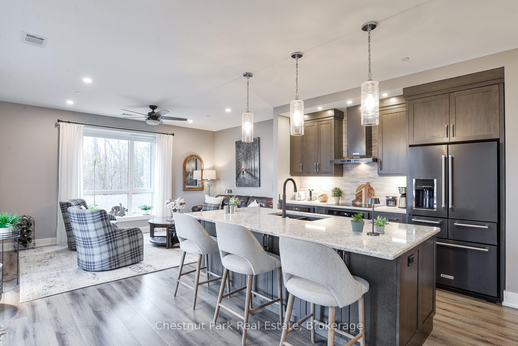 20 CAMPUS Trail 107, Huntsville, ON P1H 0K2 — Huntsville, Ontario