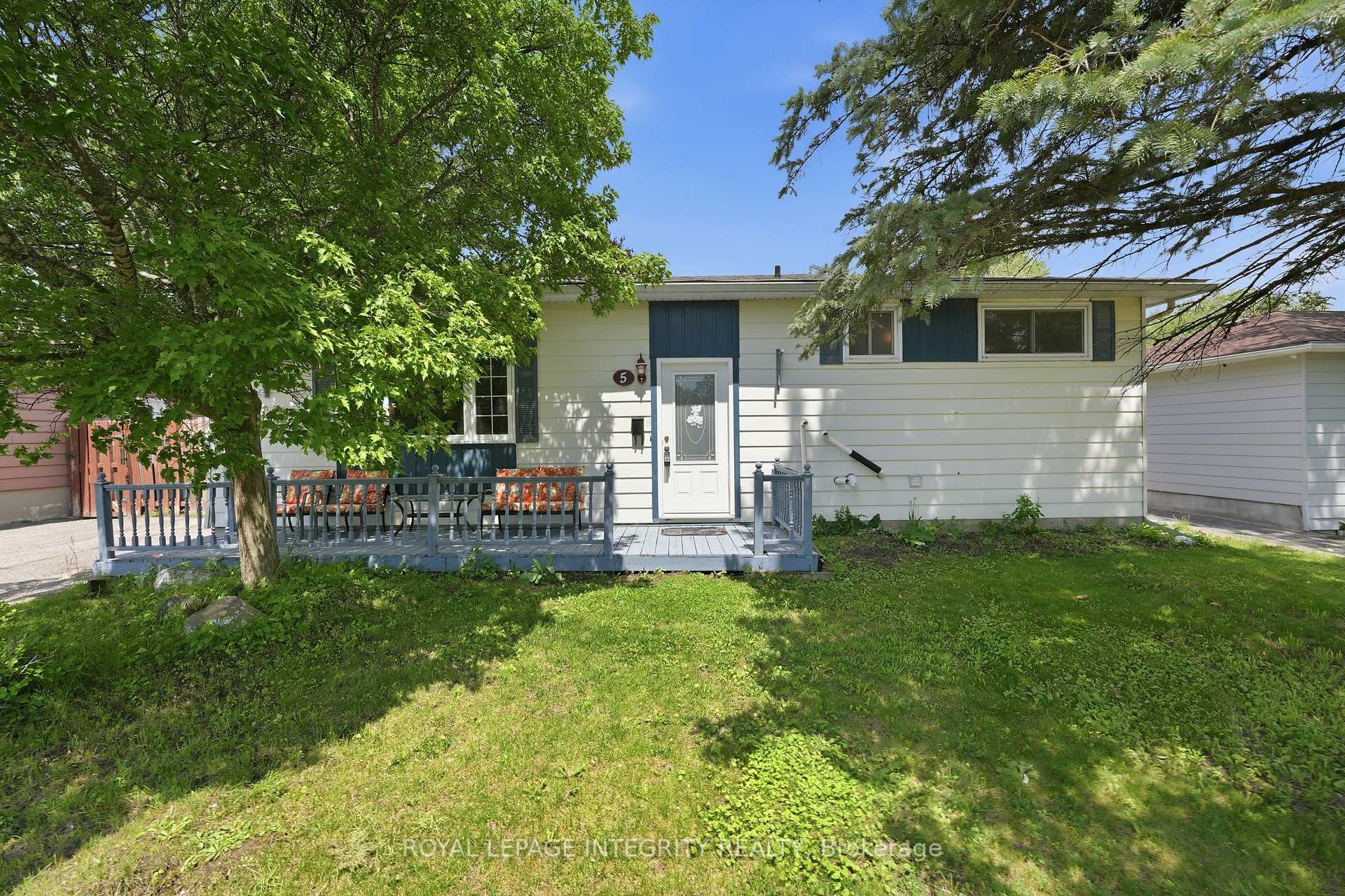 5 Sheldrake Drive, Kanata, ON K2L 1S5 — Kanata, Ontario