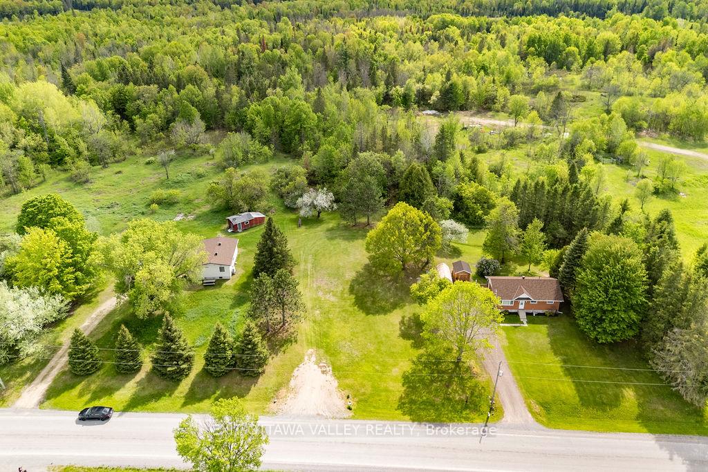 00 Mineview Road, Whitewater Region — photo 3 of 5