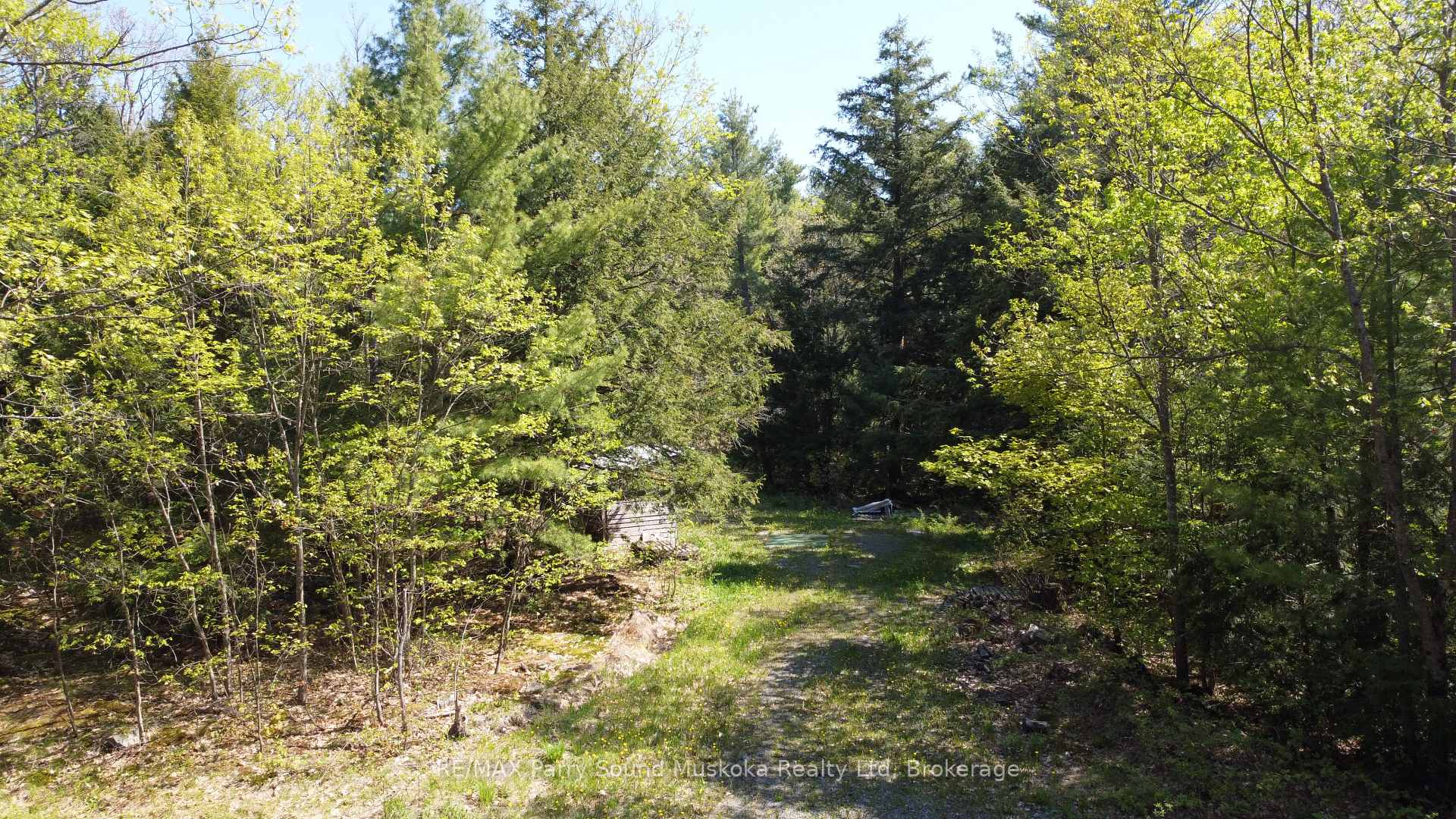 175 North Sandy Plains Road, Seguin, ON P2A 2W8 — Seguin, Ontario