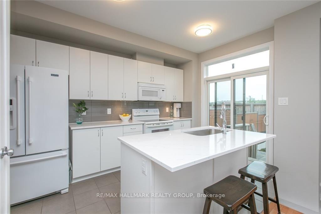 178 Yellowcress Way, Orleans - Cumberland and Area — photo 5 of 5