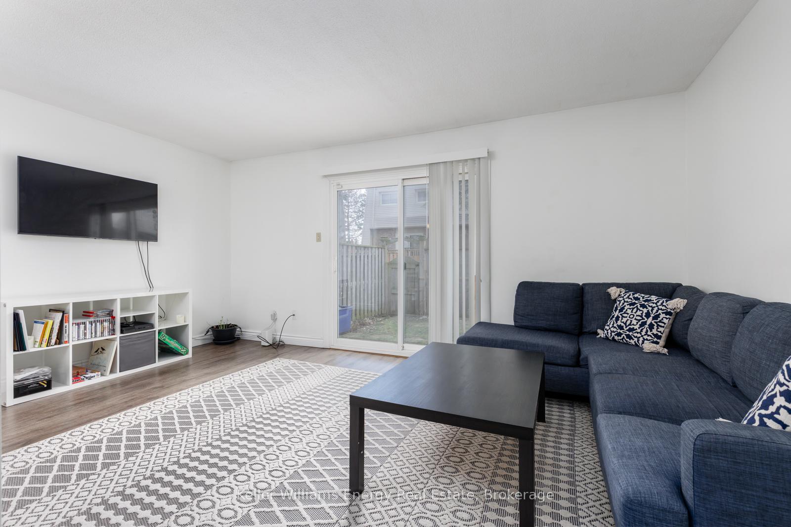 660 Grey Street B, Brantford — photo 4 of 5