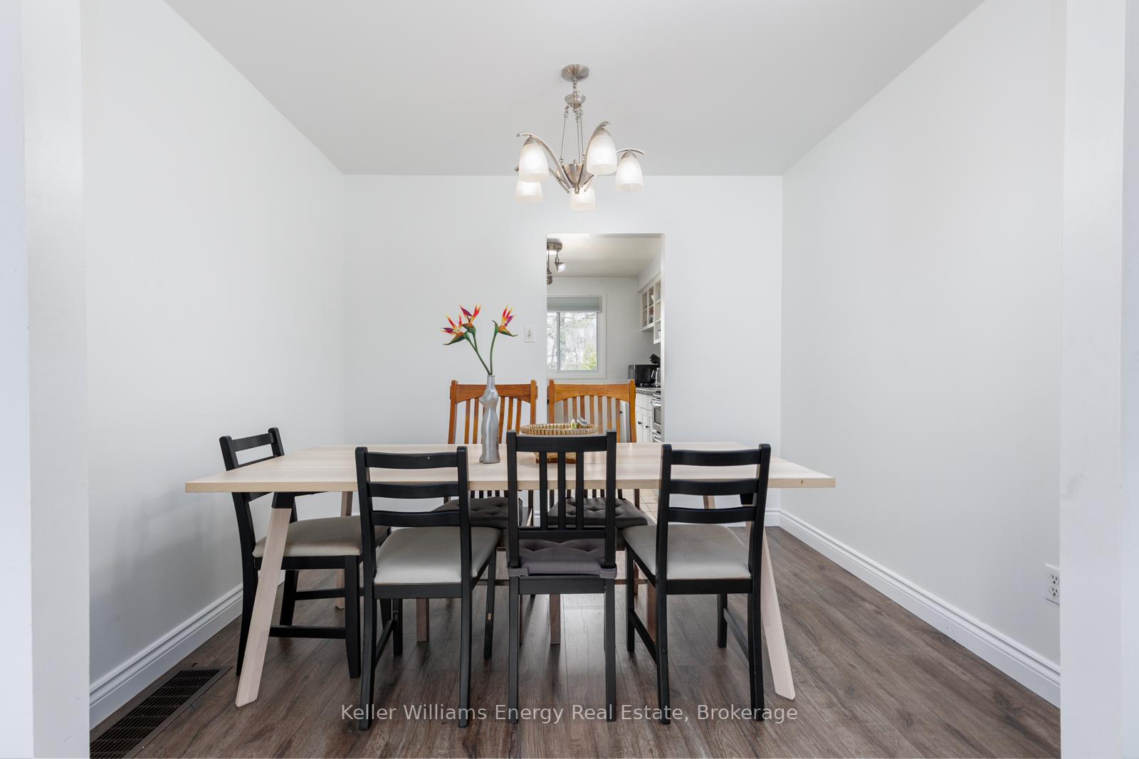 660 Grey Street B, Brantford — photo 5 of 5
