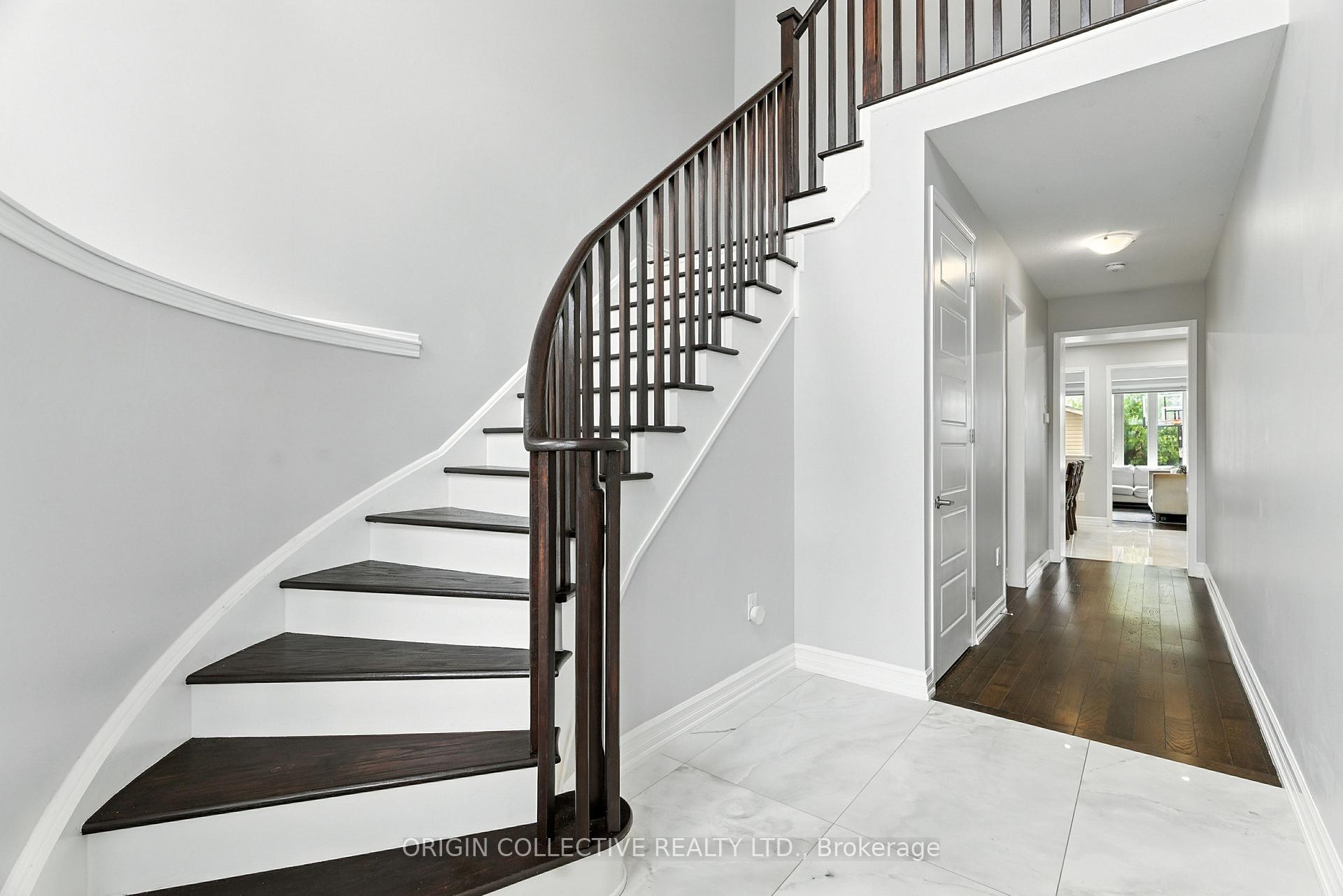 122 Longboat Run West N/A, Brantford — photo 4 of 5