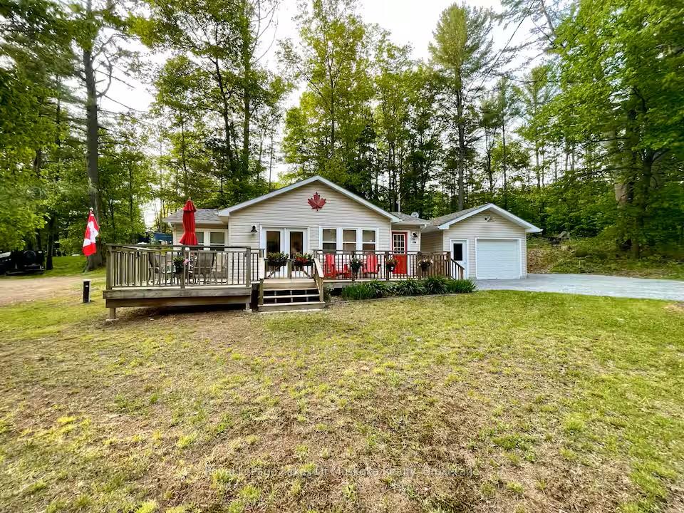 886 Muskoka 10 Road, Huntsville — photo 4 of 5