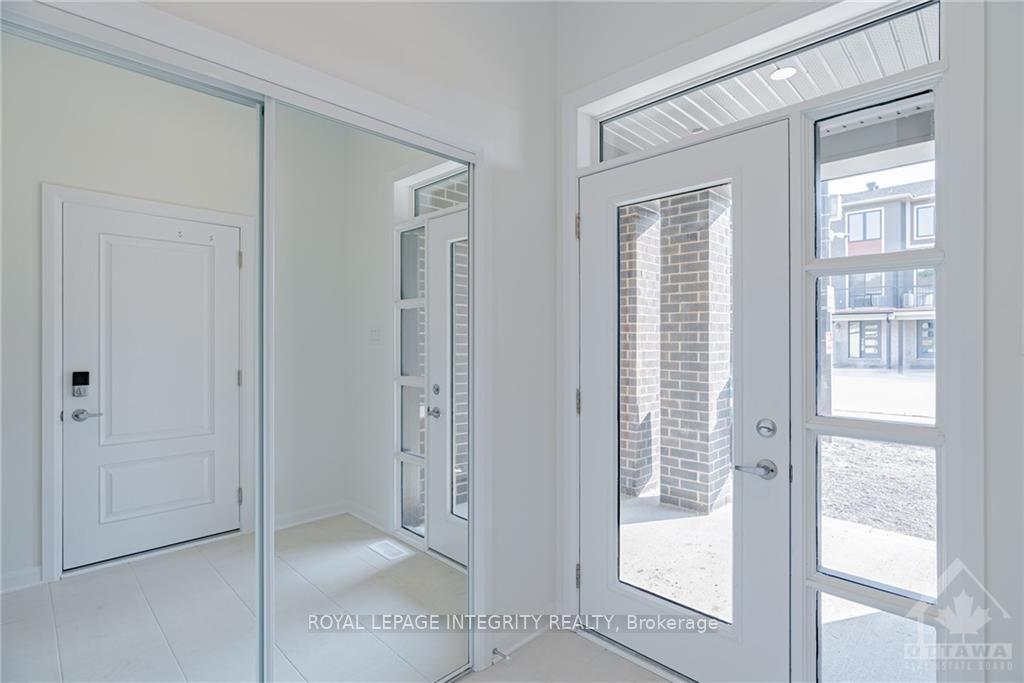 261 Elsie Macgill Walk, Kanata — photo 3 of 5