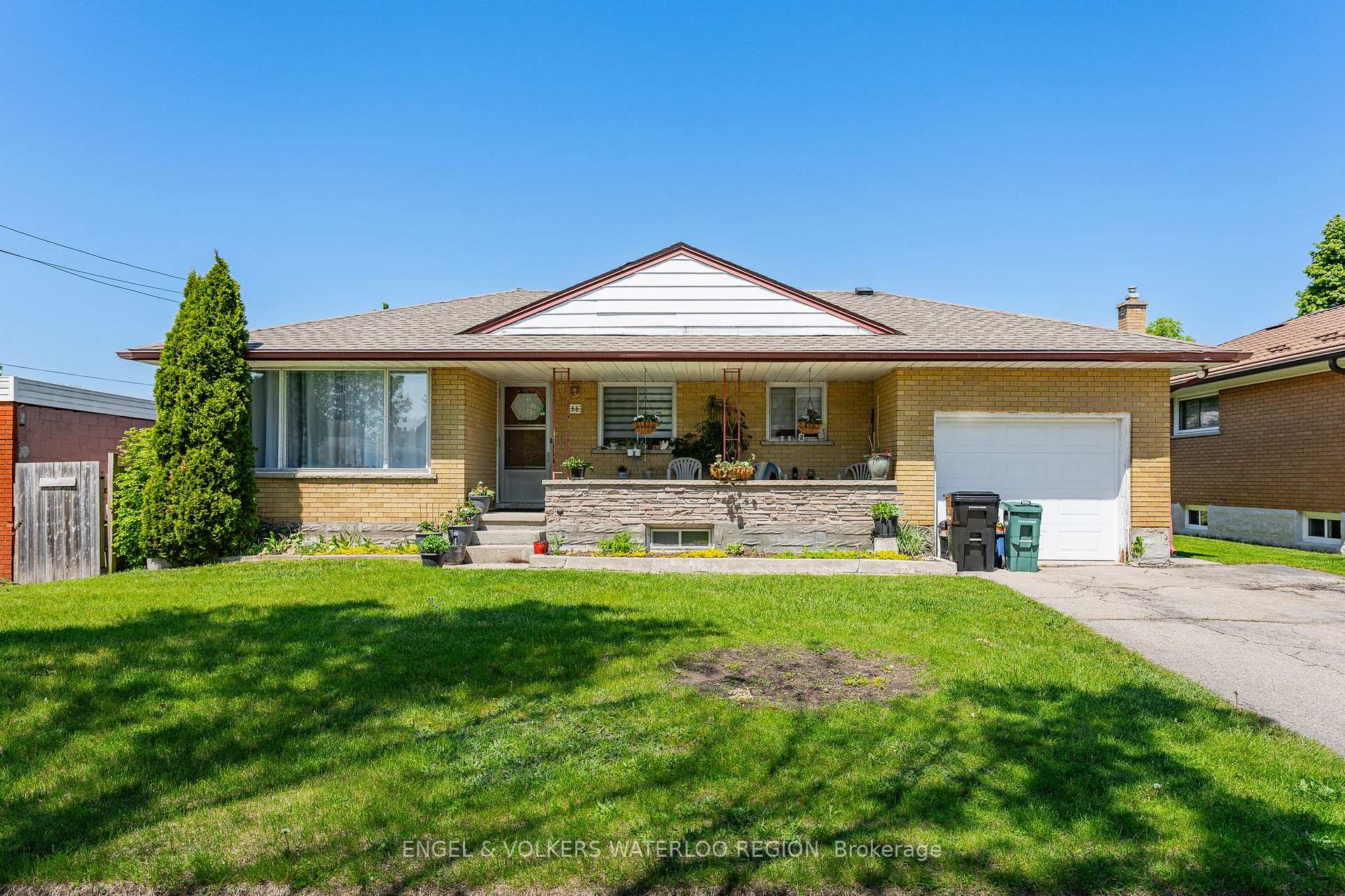66 Carrol Street, Waterloo, ON N2C 1T5 — Waterloo, Ontario
