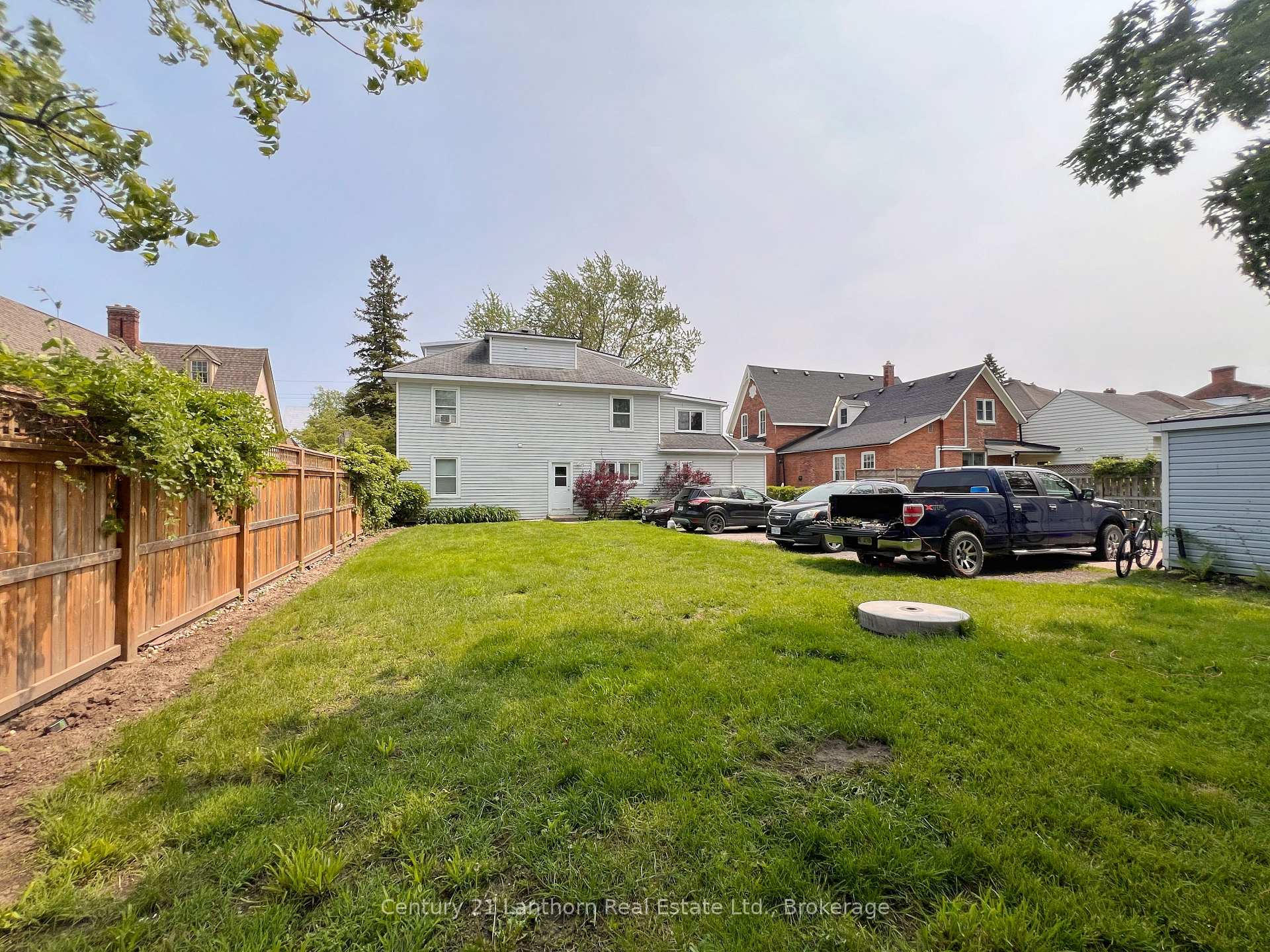 47 King Street, Prince Edward County — photo 4 of 4