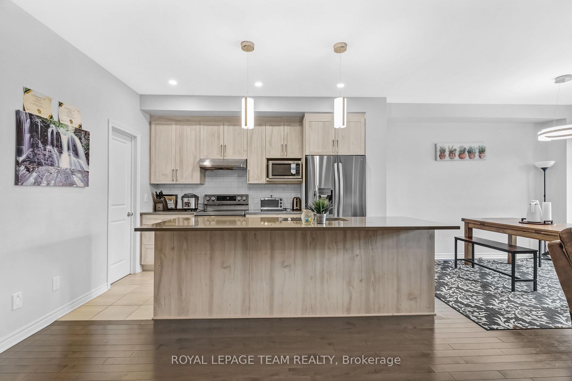 310 Kanashtage Terrace, Orleans - Cumberland and Area — photo 5 of 5