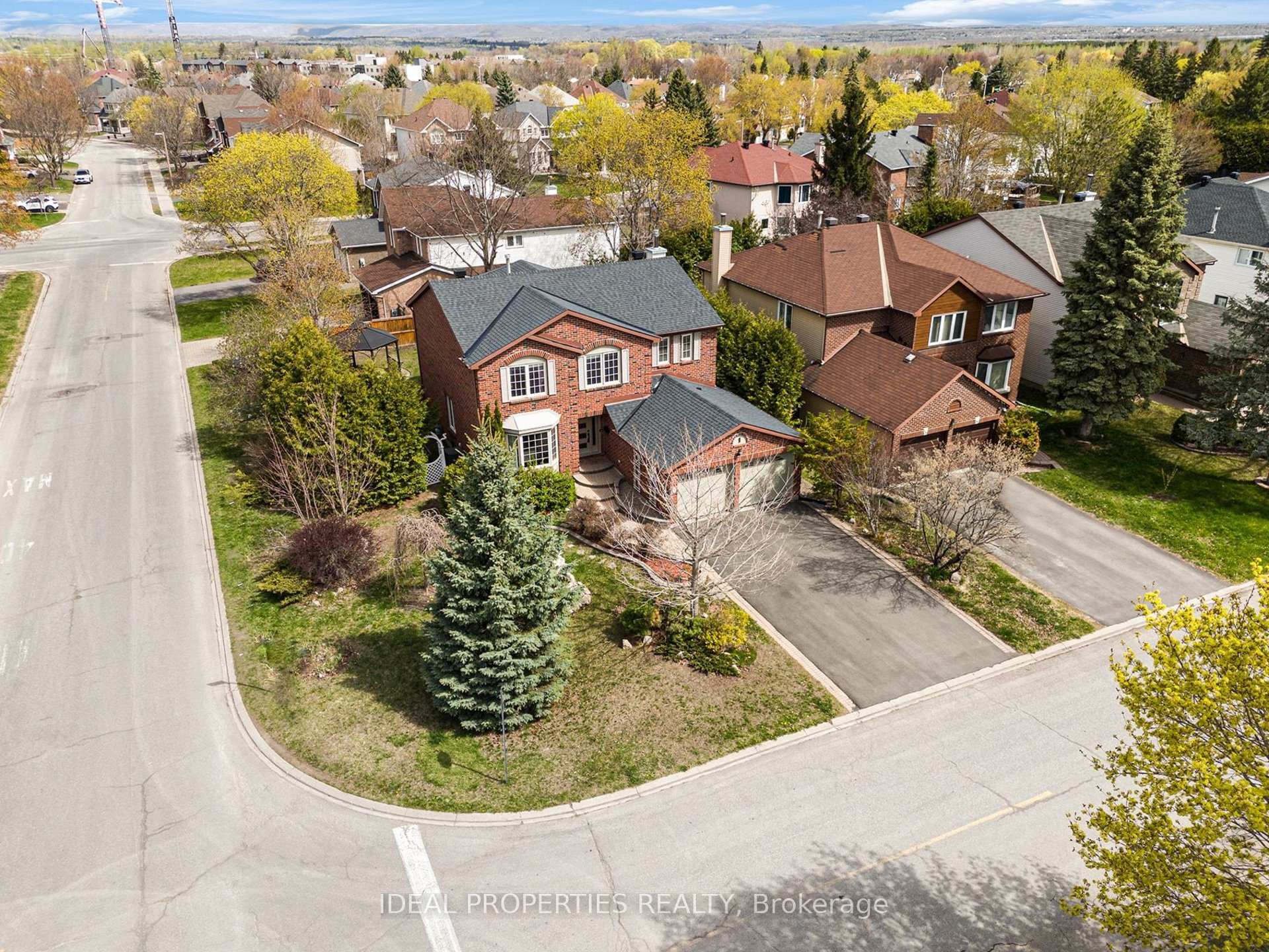 1 Acklam Terrace, Kanata, ON K2K 2H1 — Kanata, Ontario