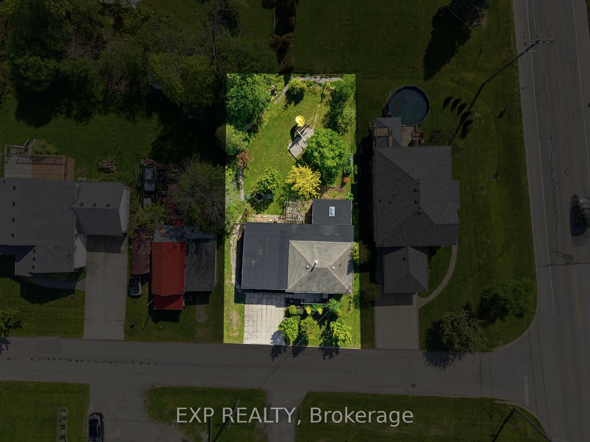 99 Joseph Street, Fort Erie — photo 4 of 5