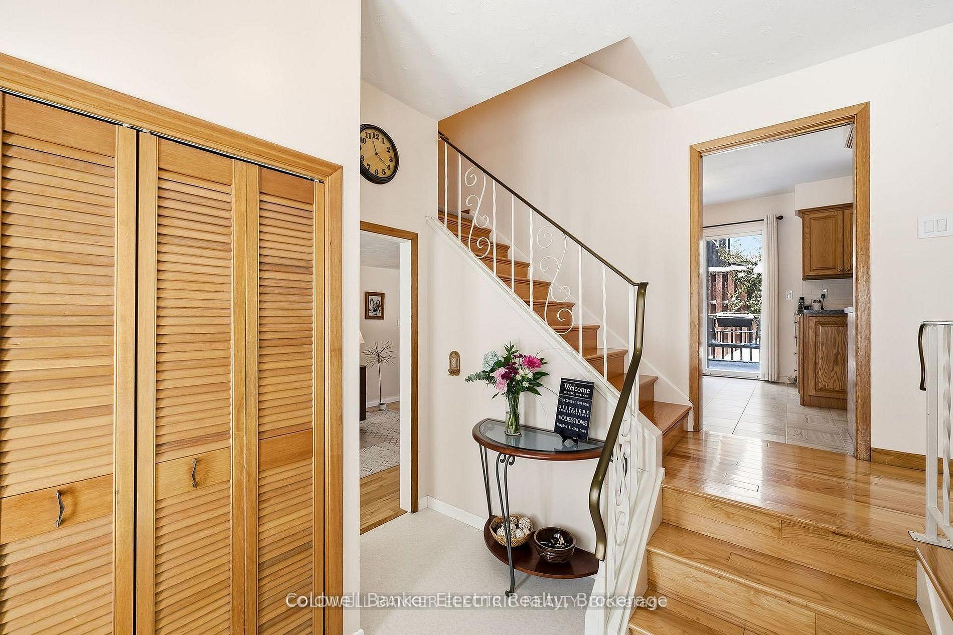 1341 Heather Lane, Peterborough — photo 4 of 5