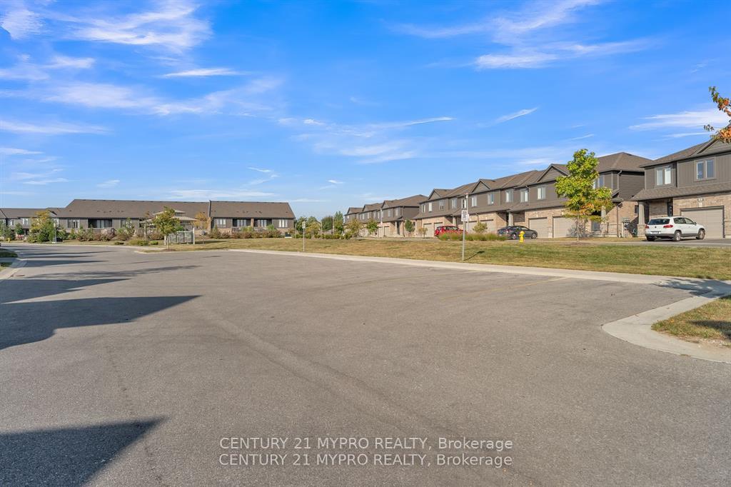 1375 Whetherfield Street 22, London North, ON N6H 0K5 — London North, Ontario