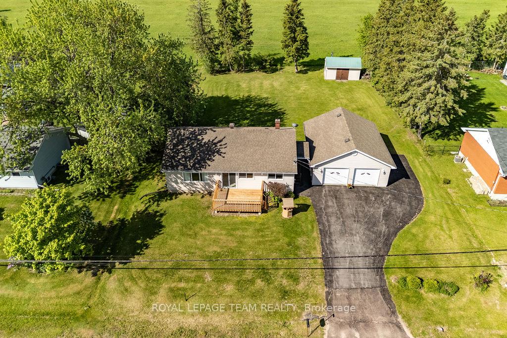 111 Campbell Drive, McNab/Braeside — photo 3 of 5